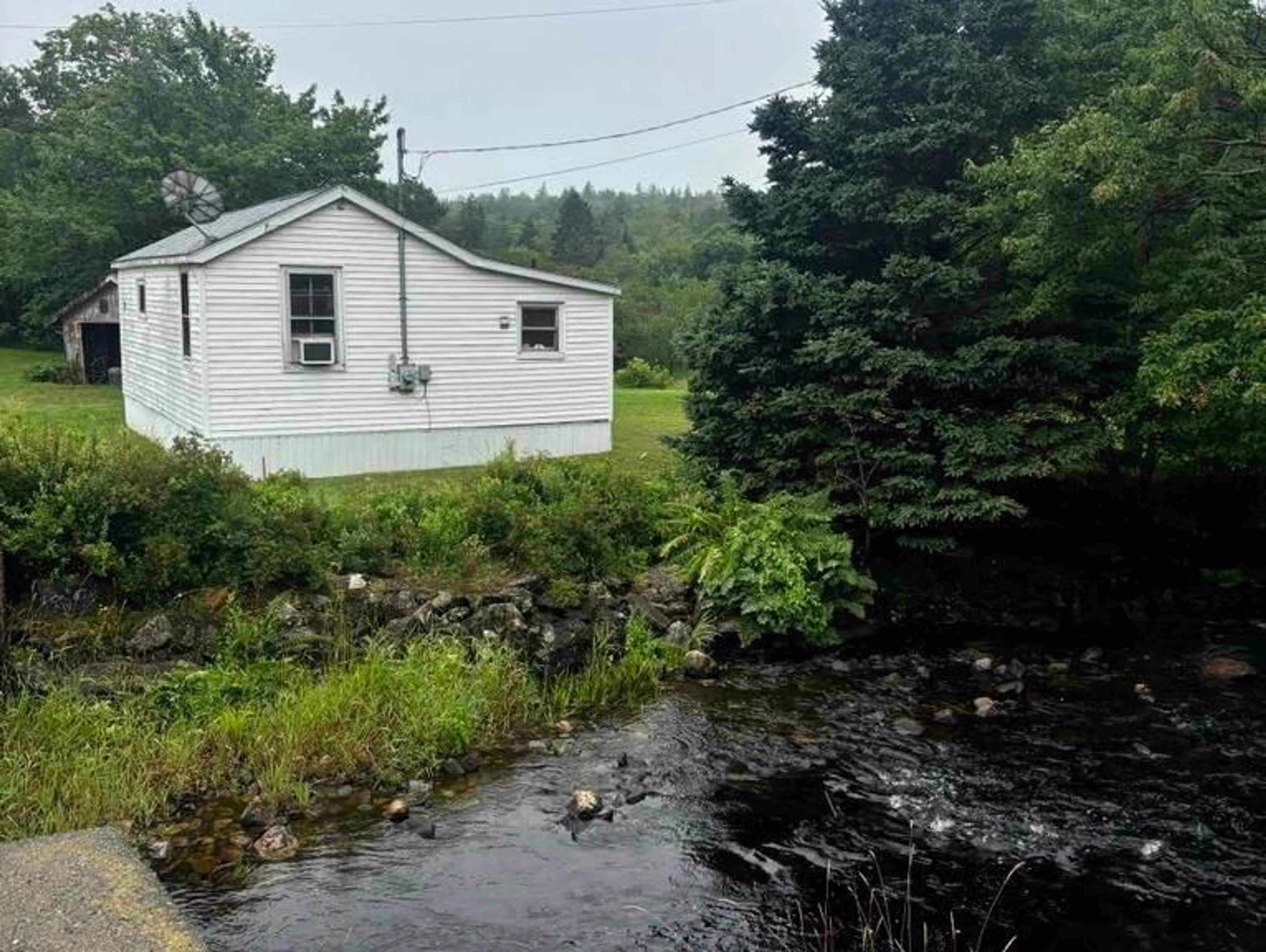 Cottage for 28 Haley Dr, Deerfield Nova Scotia B0W 3E0