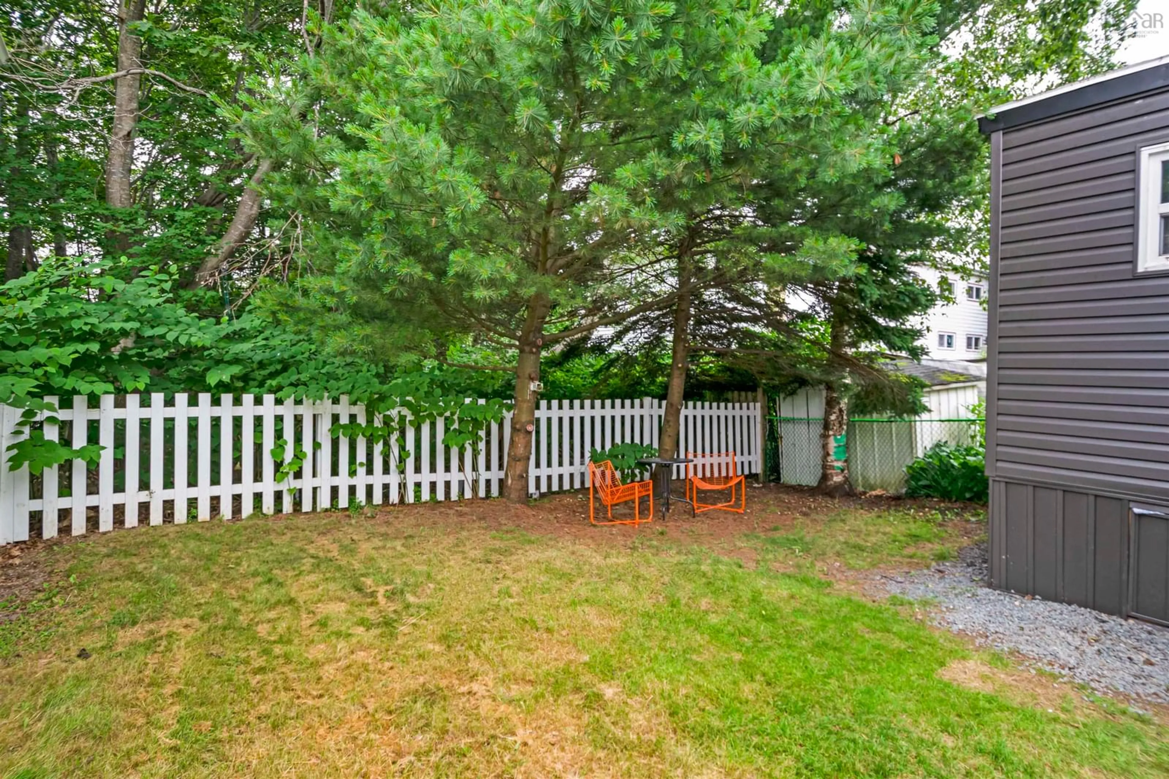 Fenced yard for 11 Bridget Ave, Halifax Nova Scotia B3R 1H8