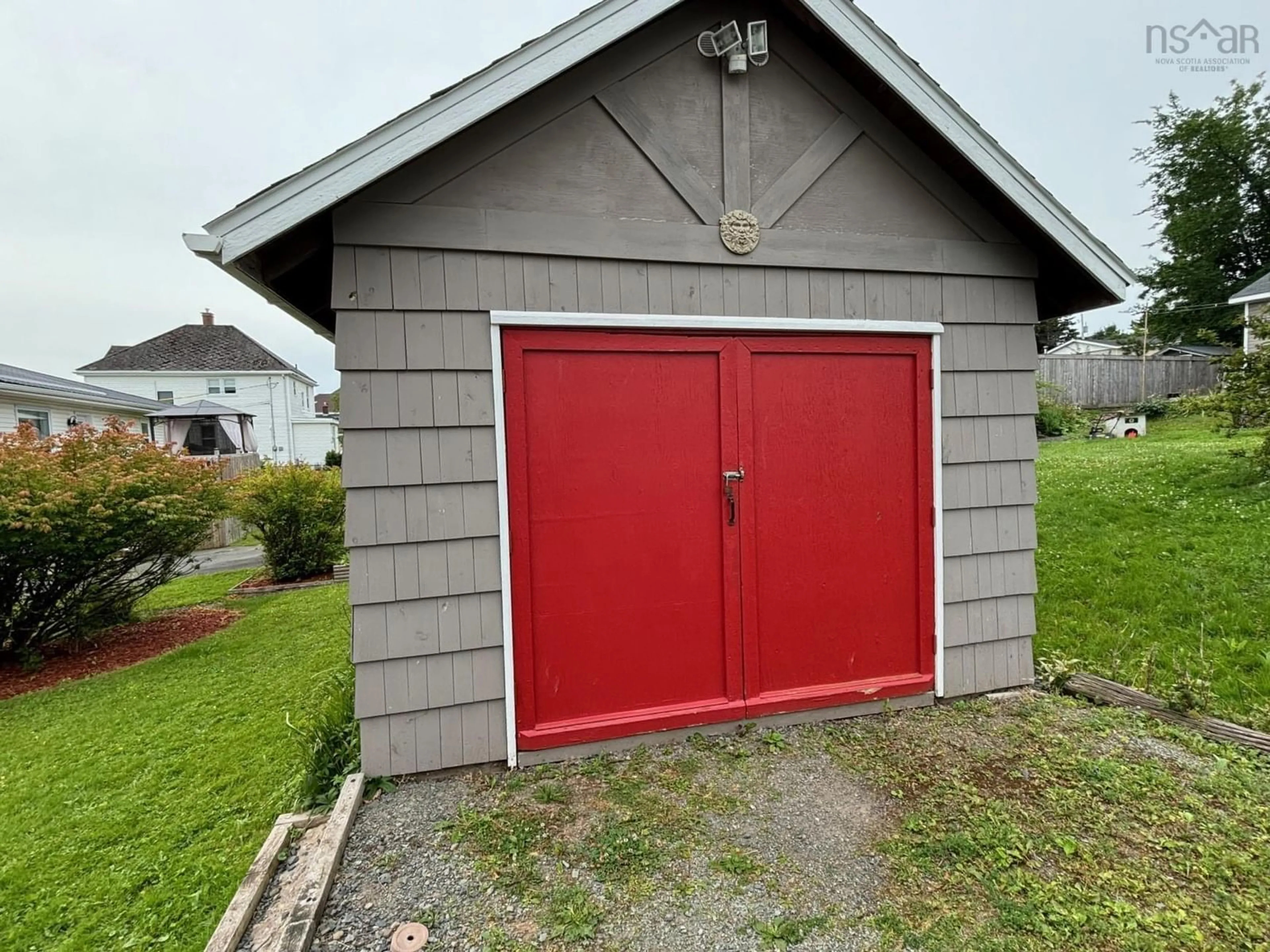 Shed for 322 Bennett, New Glasgow Nova Scotia B2H 1Z4