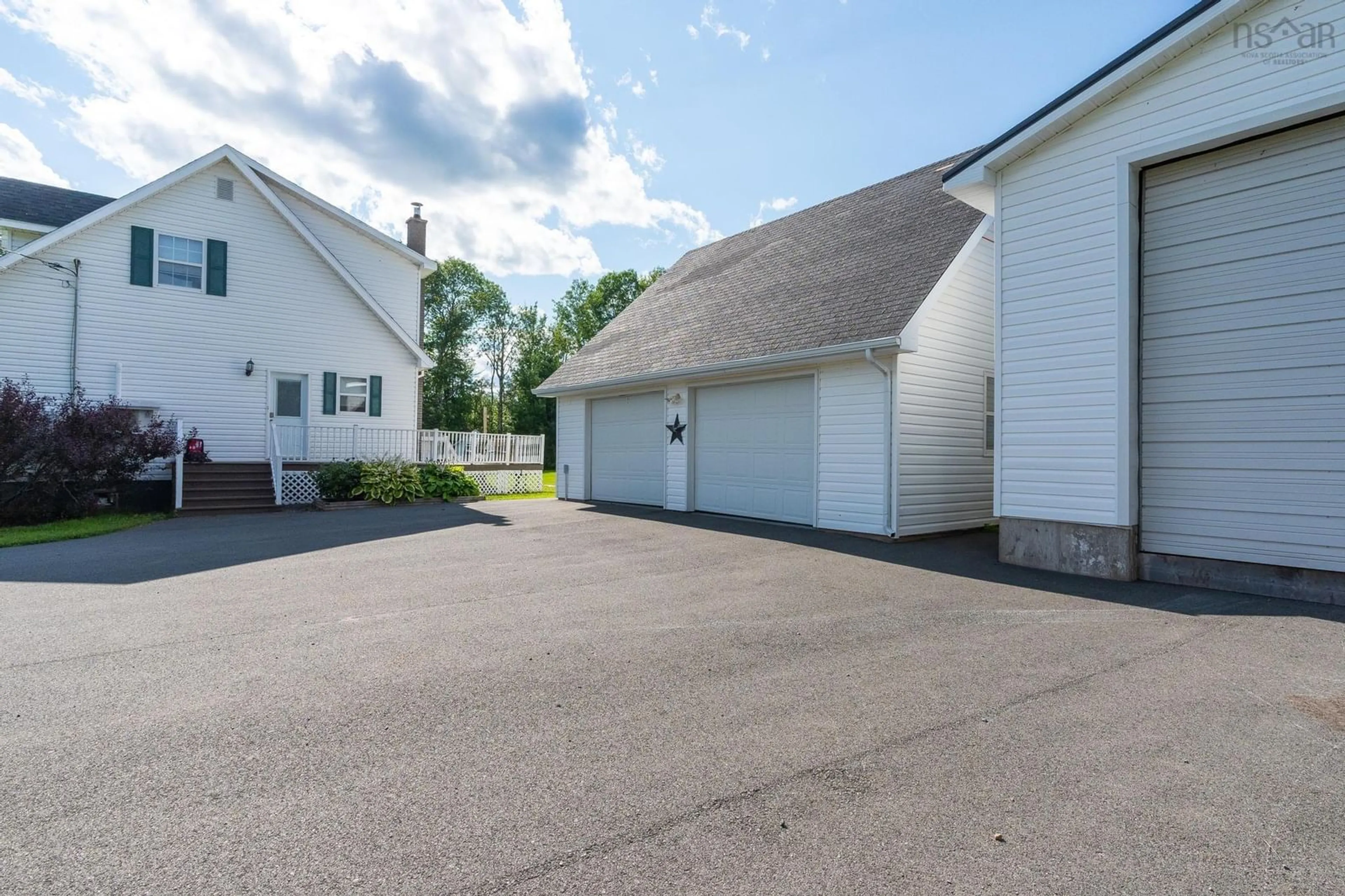 Indoor garage, cement floor for 443 Cooper Rd, Tatamagouche Nova Scotia B0K 1V0