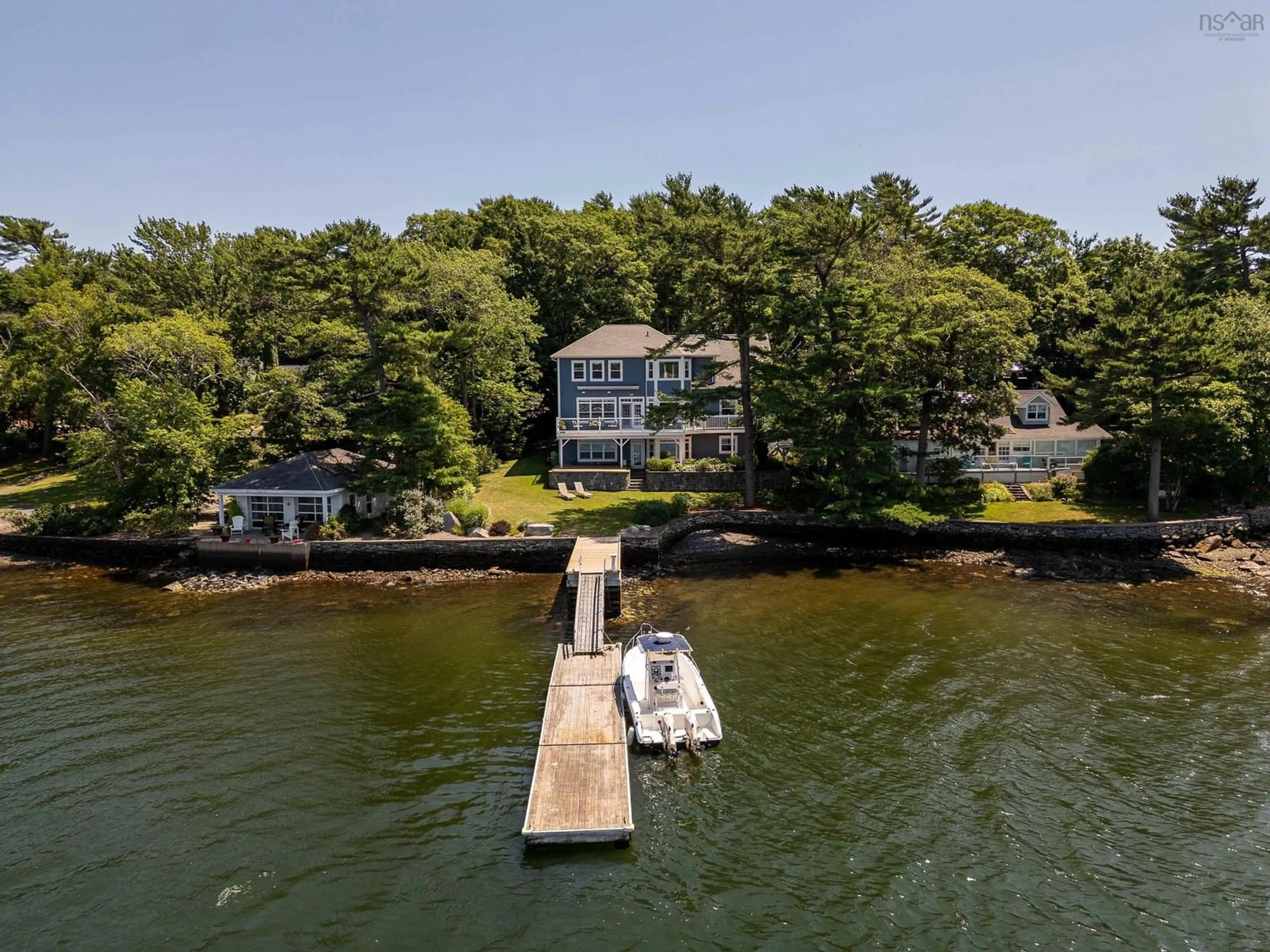 A pic from exterior of the house or condo, cottage for 981 Shore Dr, Bedford Nova Scotia B4A 2E6