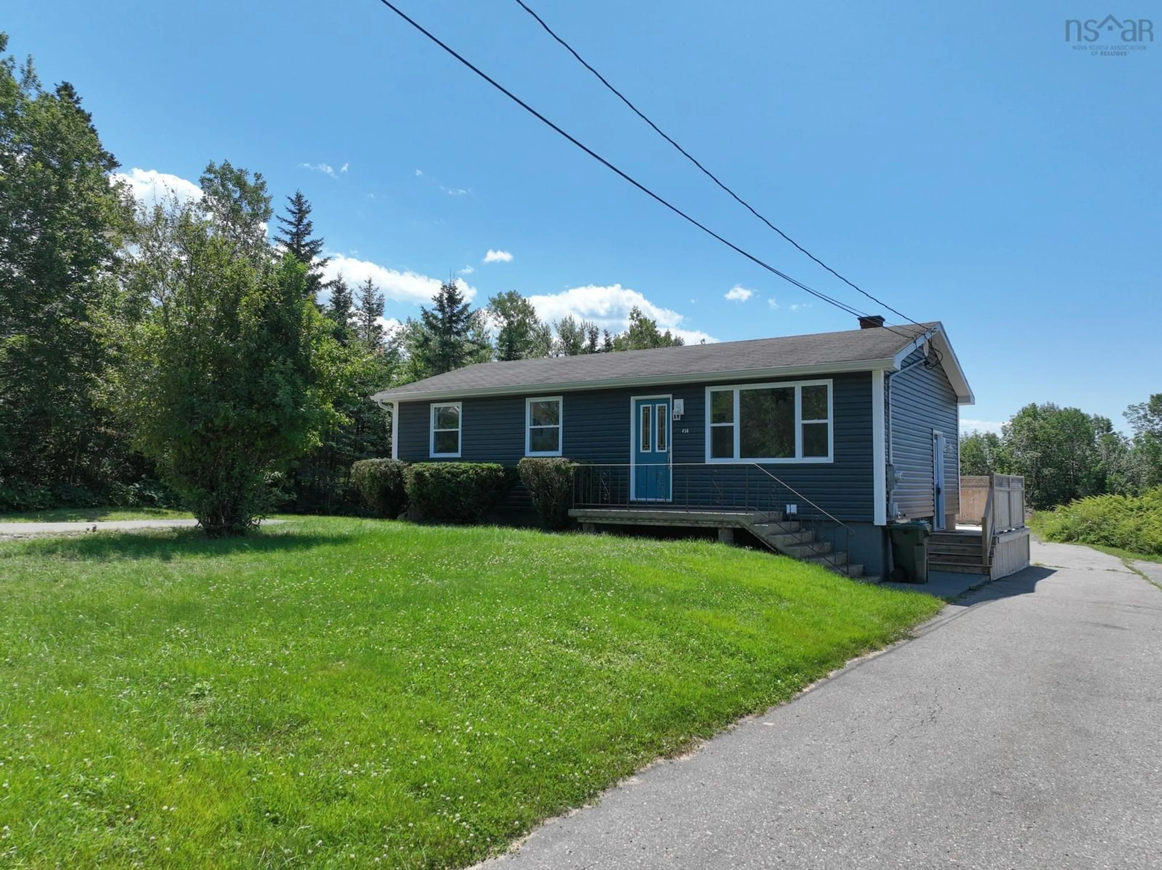 Frontside or backside of a home for 458 Rotary Dr, Sydney Nova Scotia B1P 4S5