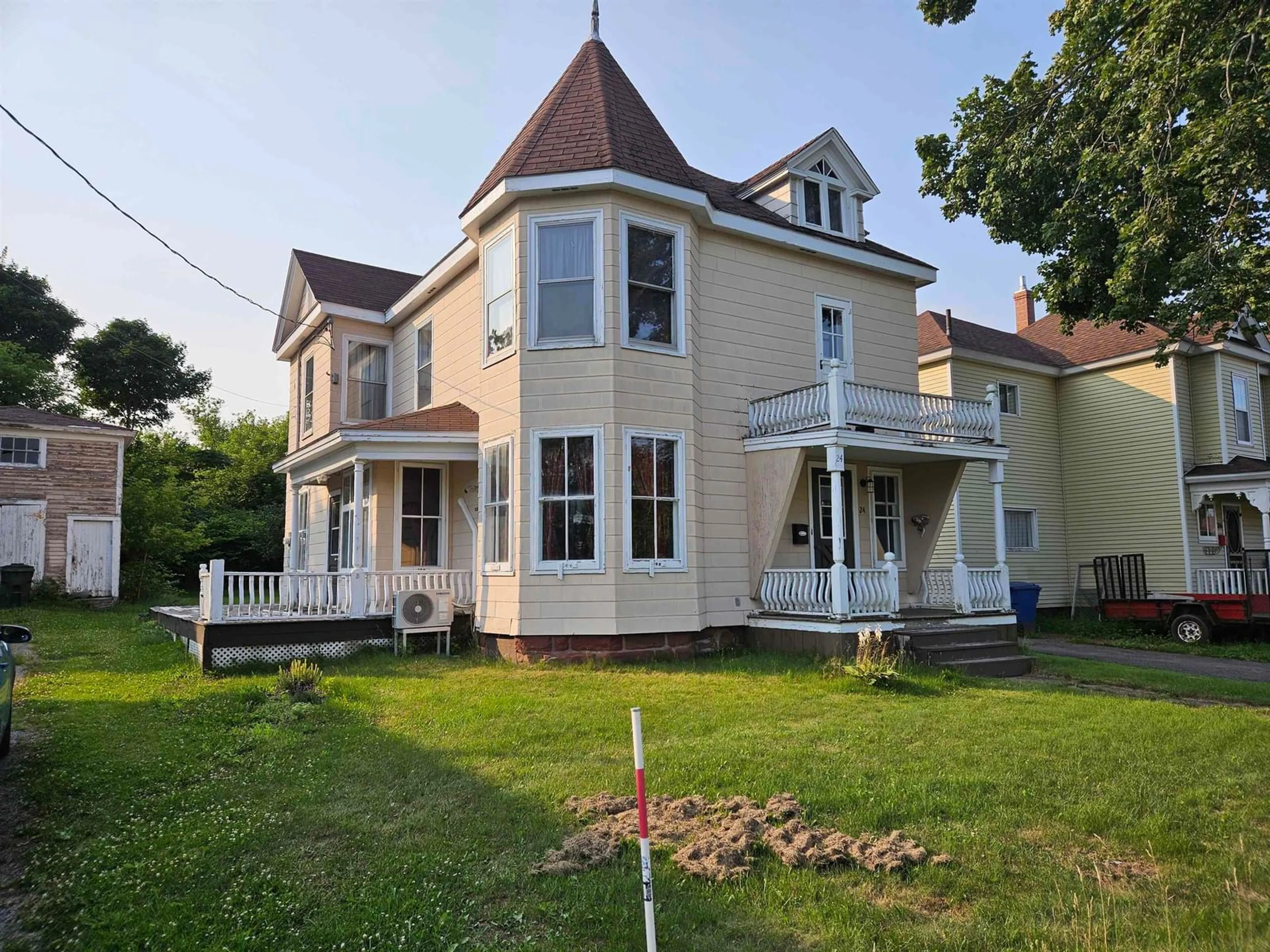 Frontside or backside of a home for 24 Queen St, Amherst Nova Scotia B4H 1P9