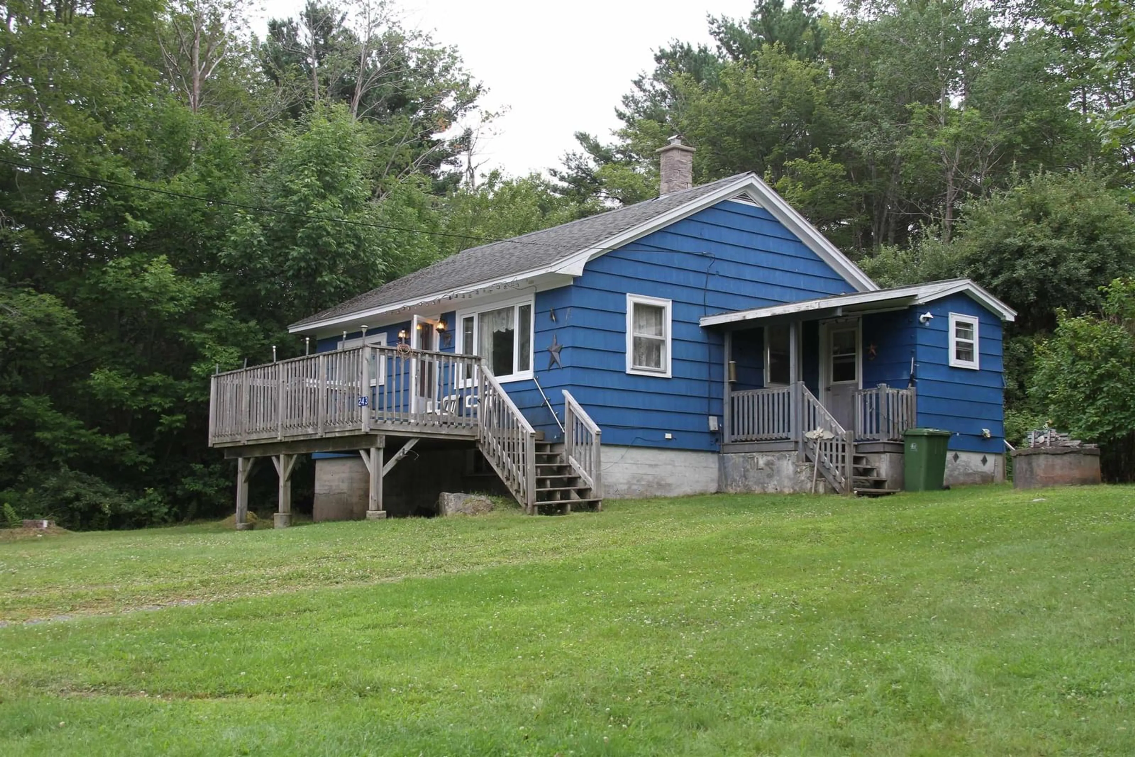 Cottage for 243 George St, Liverpool Nova Scotia B0T 1P0