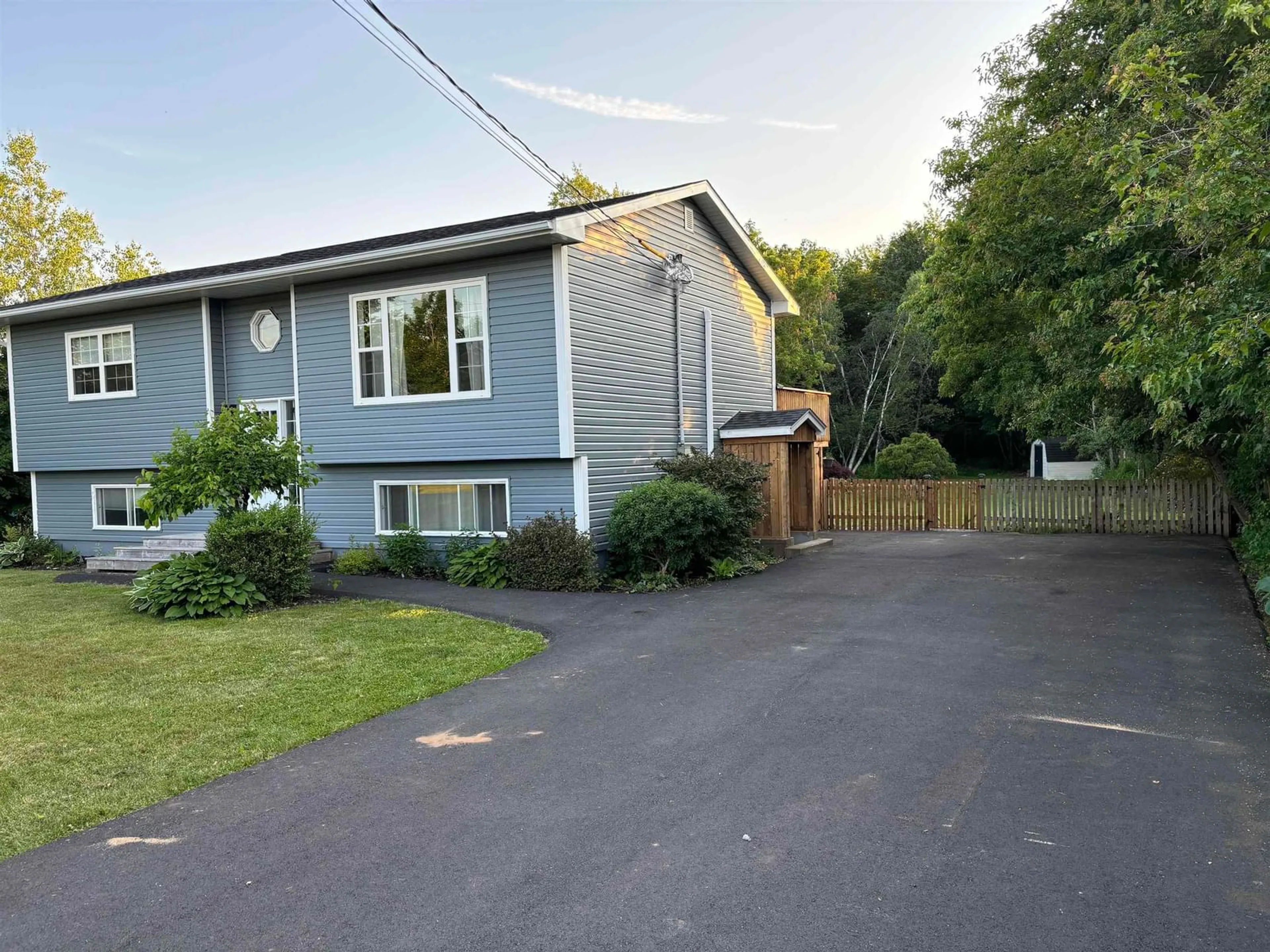 Frontside or backside of a home for 15 Bezanson Dr, Berwick Nova Scotia B0P 1E0