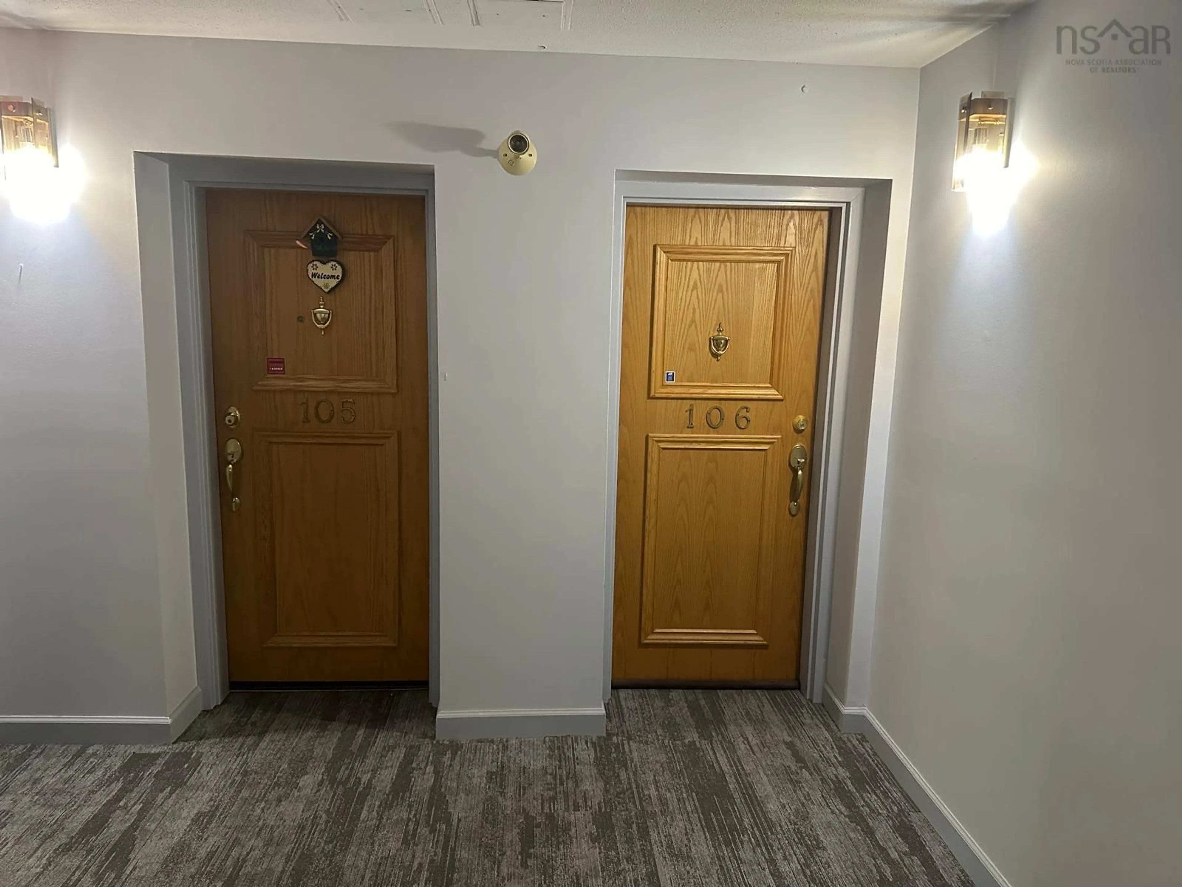 Indoor foyer for 40 Chelton Woods Lane #106, Halifax Nova Scotia B3M 3V2