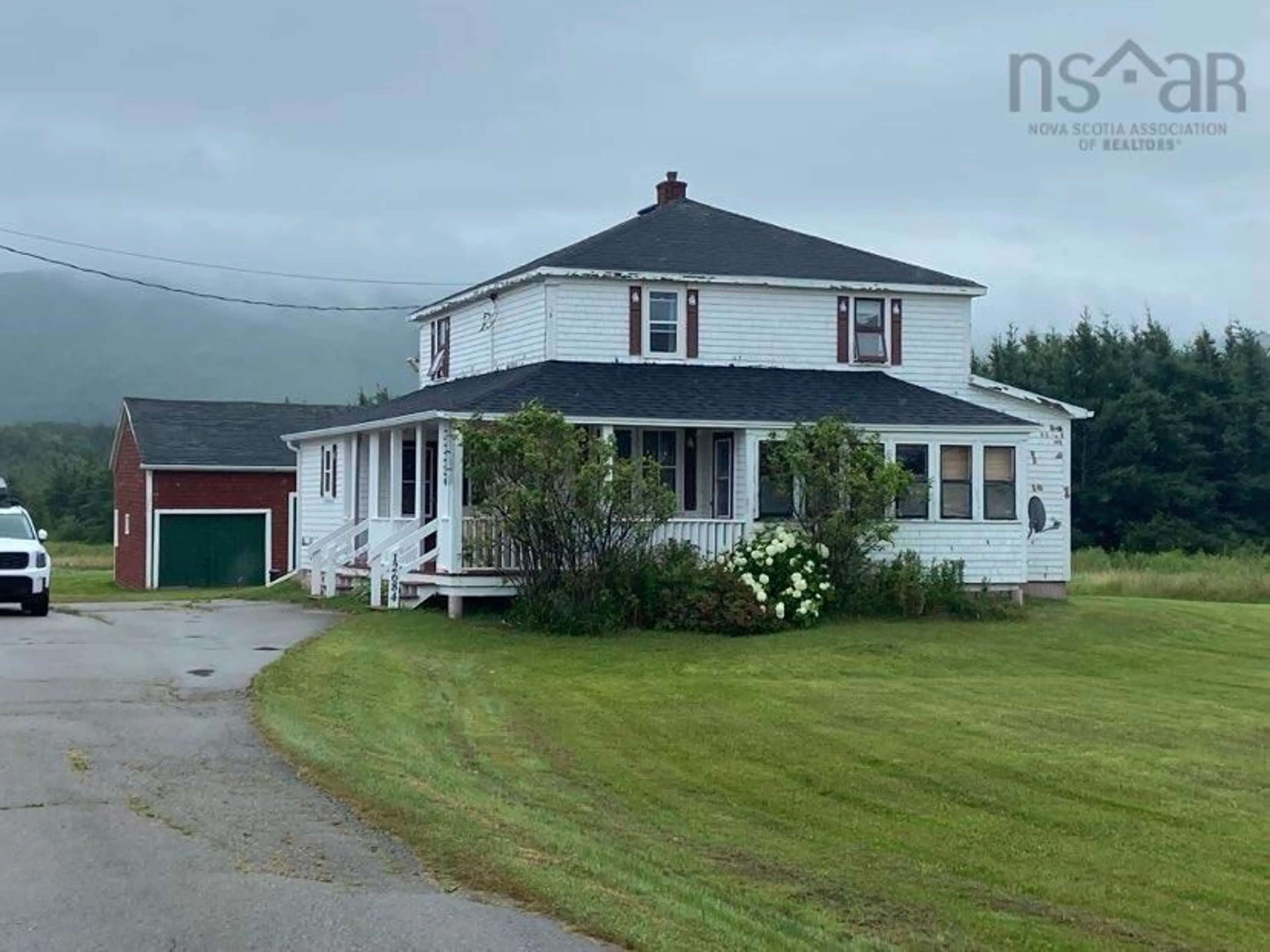 Frontside or backside of a home for 12684 Cabot Trail, Grand Étang Nova Scotia B0E 1L0