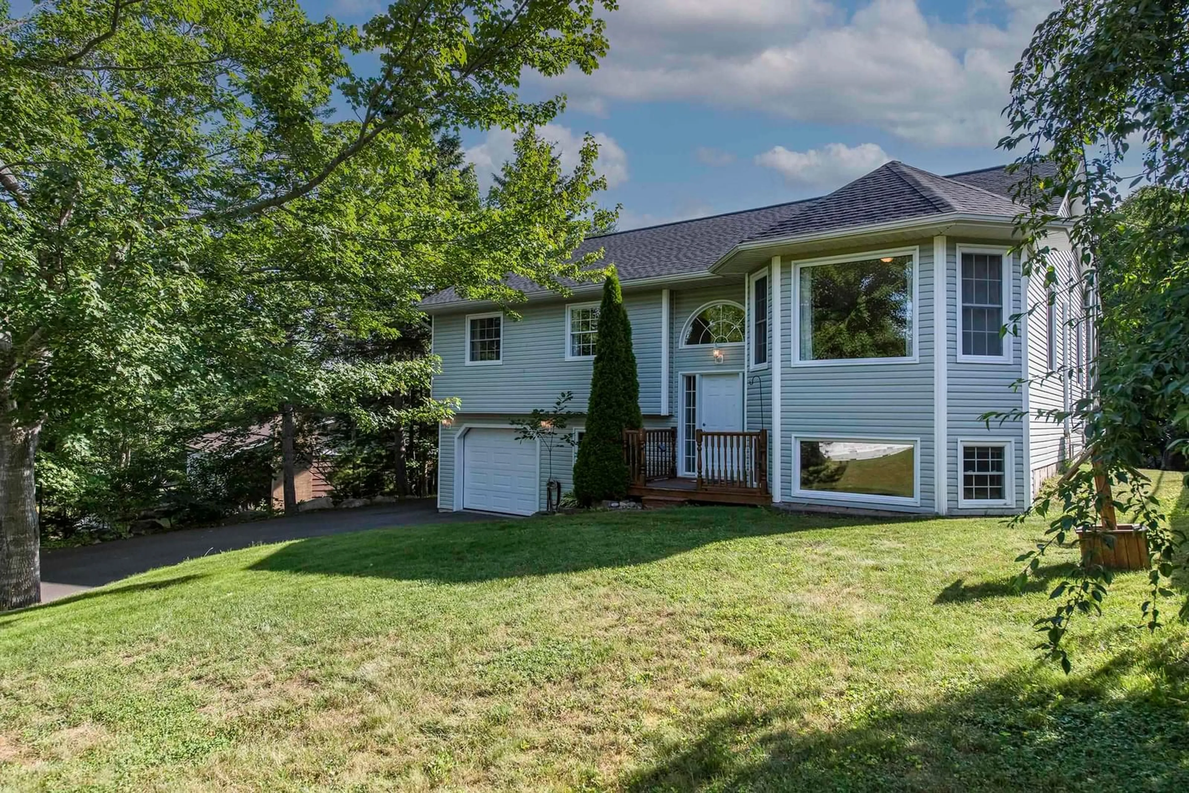 Frontside or backside of a home for 72 White Birch Dr, Upper Tantallon Nova Scotia B3Z 1C8