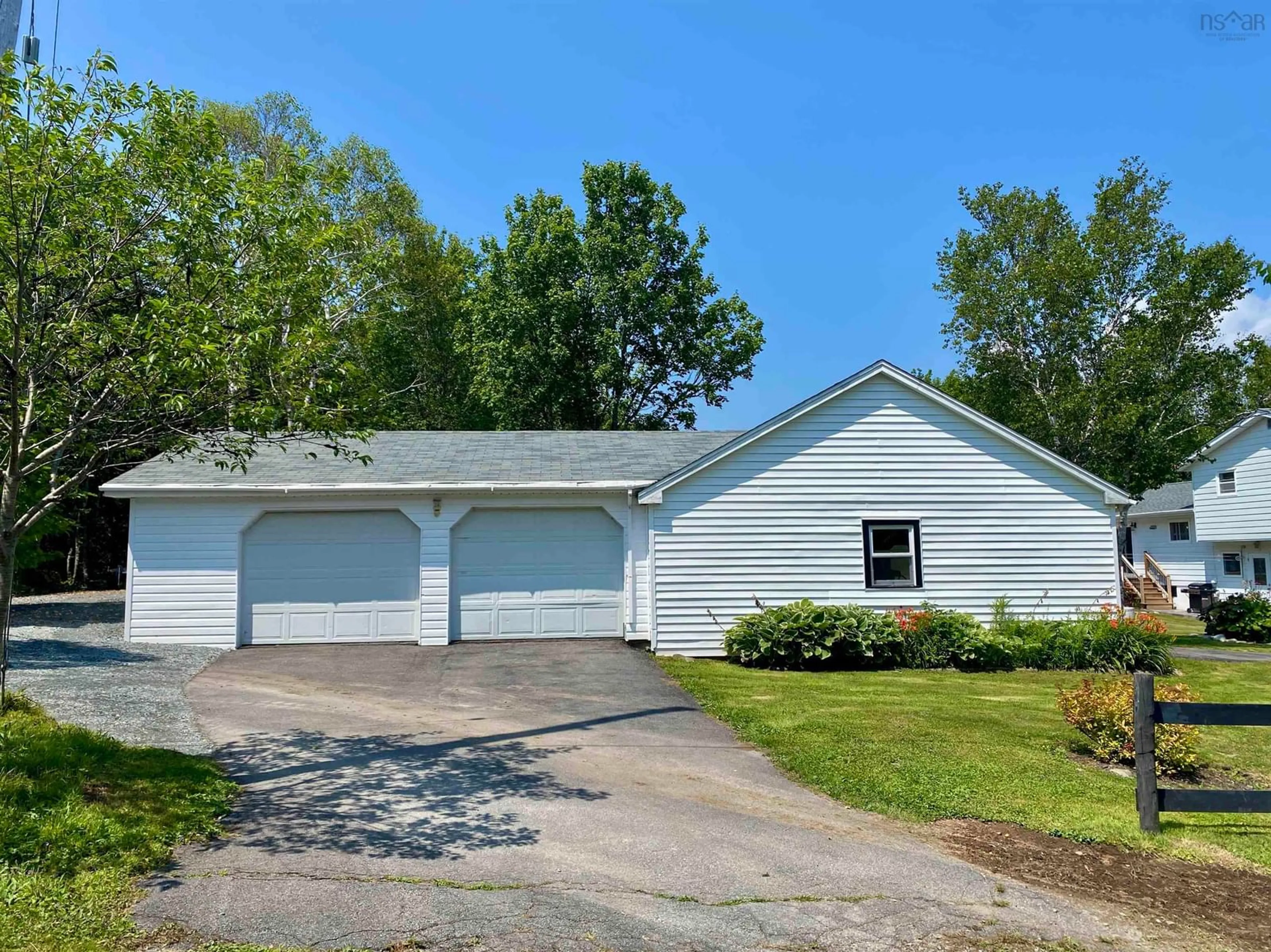 Frontside or backside of a home, cottage for 32 Maple Dr, Mersey Point Nova Scotia B0T 1K0