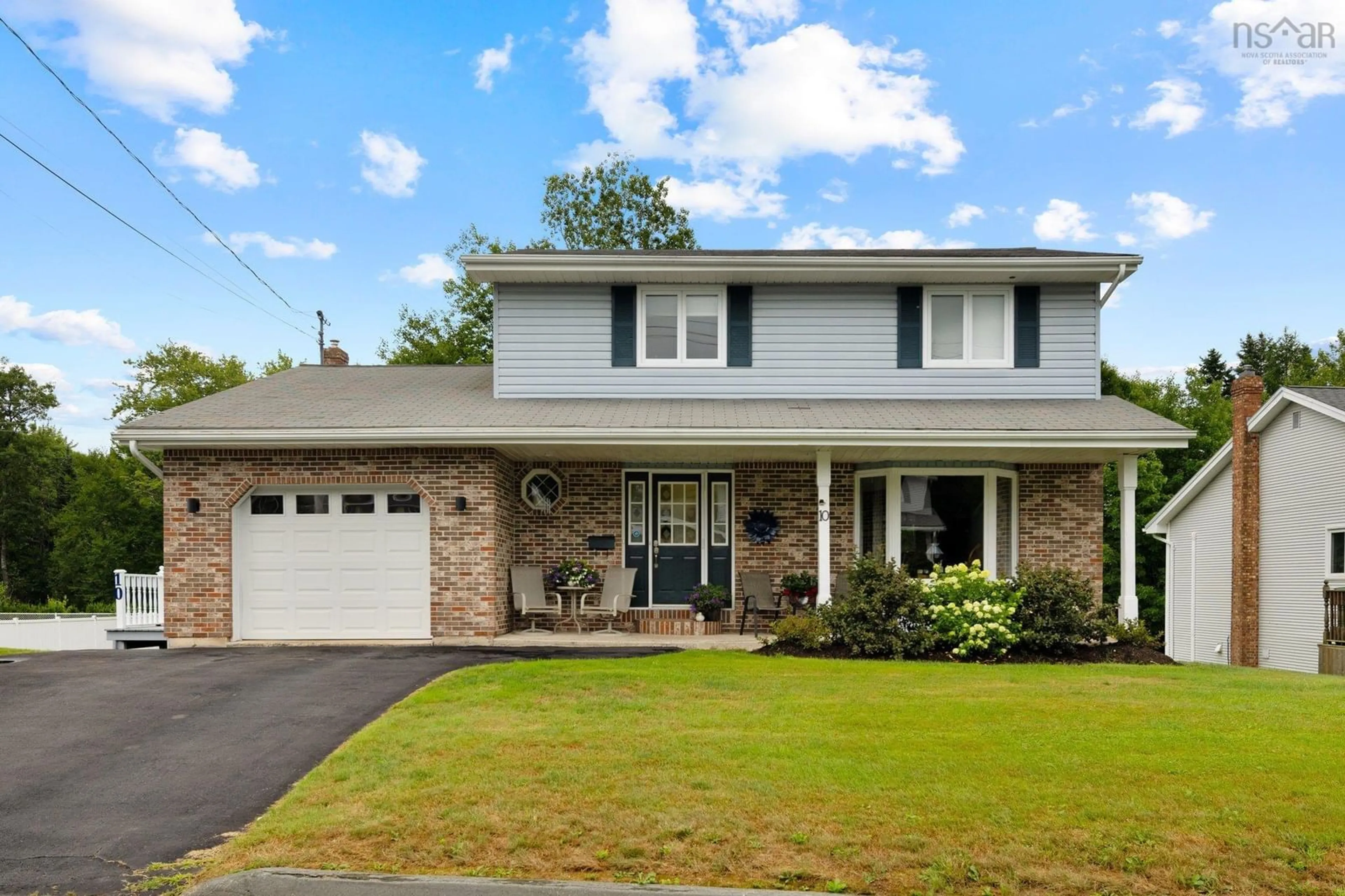 Home with vinyl exterior material for 10 Abbey Dale Crt, Lower Sackville Nova Scotia B4C 3R2