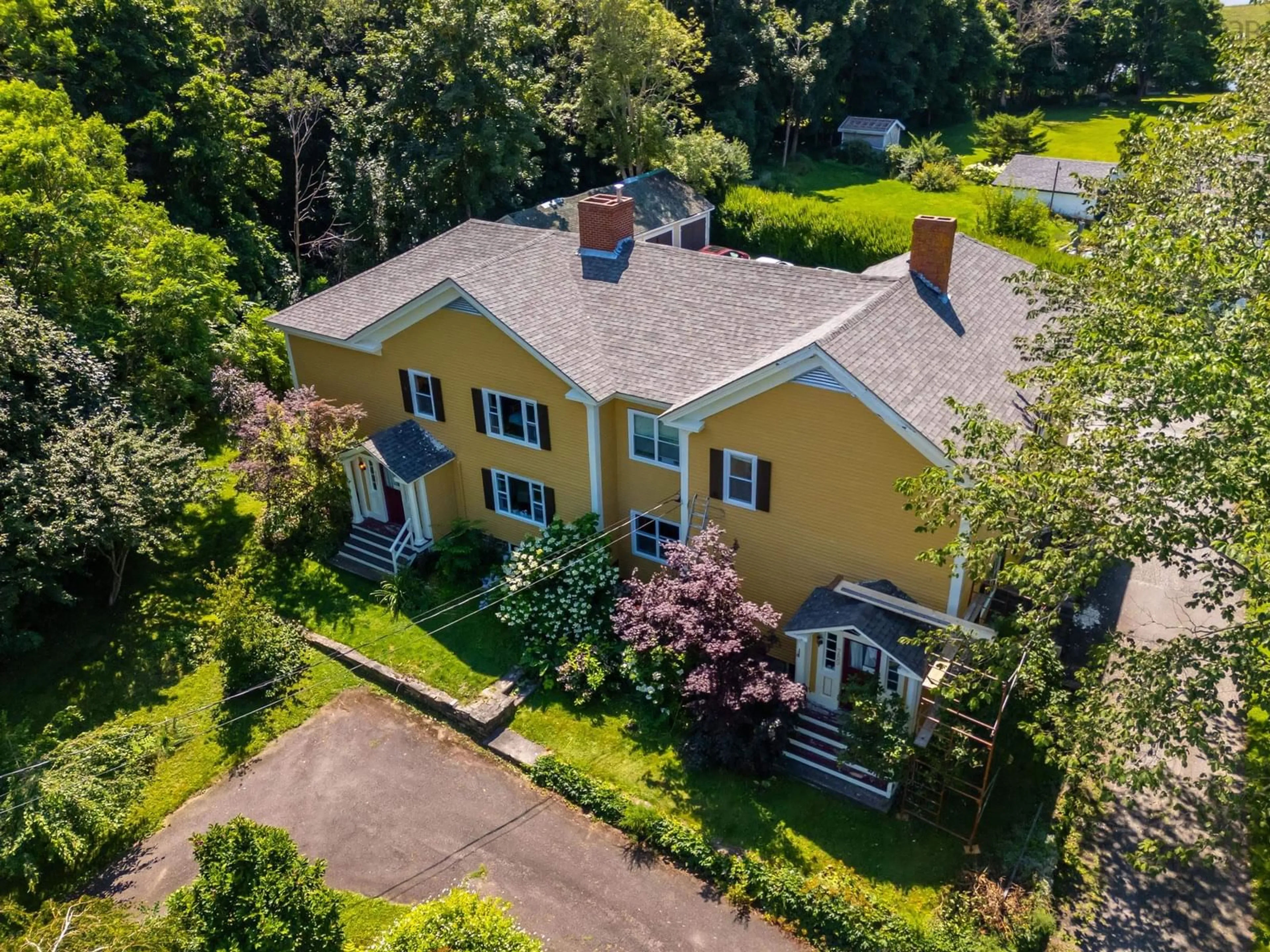 Frontside or backside of a home, cottage for 789-791 Saint George St, Annapolis Royal Nova Scotia B0S 1A0