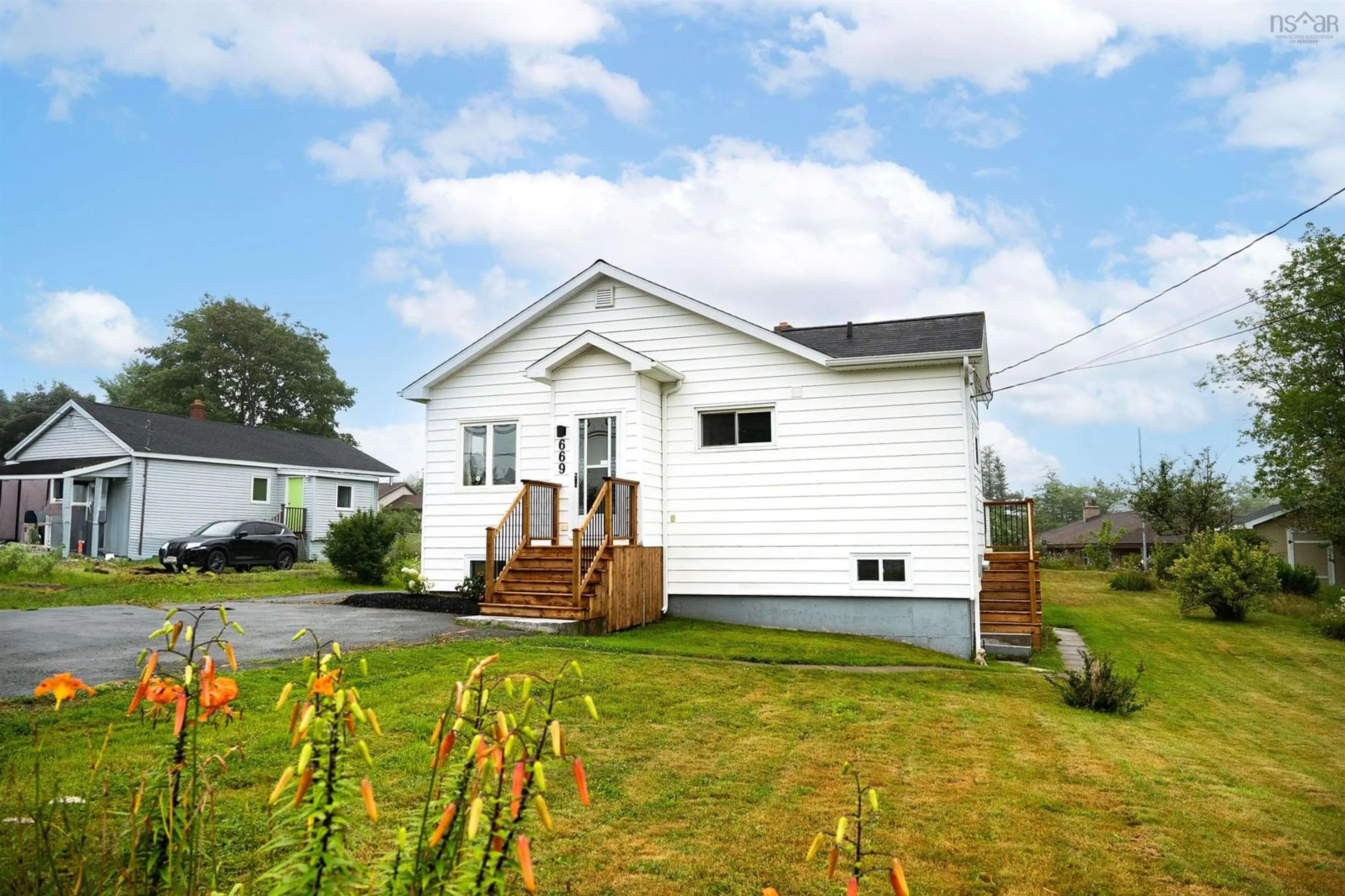 Frontside or backside of a home for 669 Herring Cove Rd, Spryfield Nova Scotia B3R 1Y2