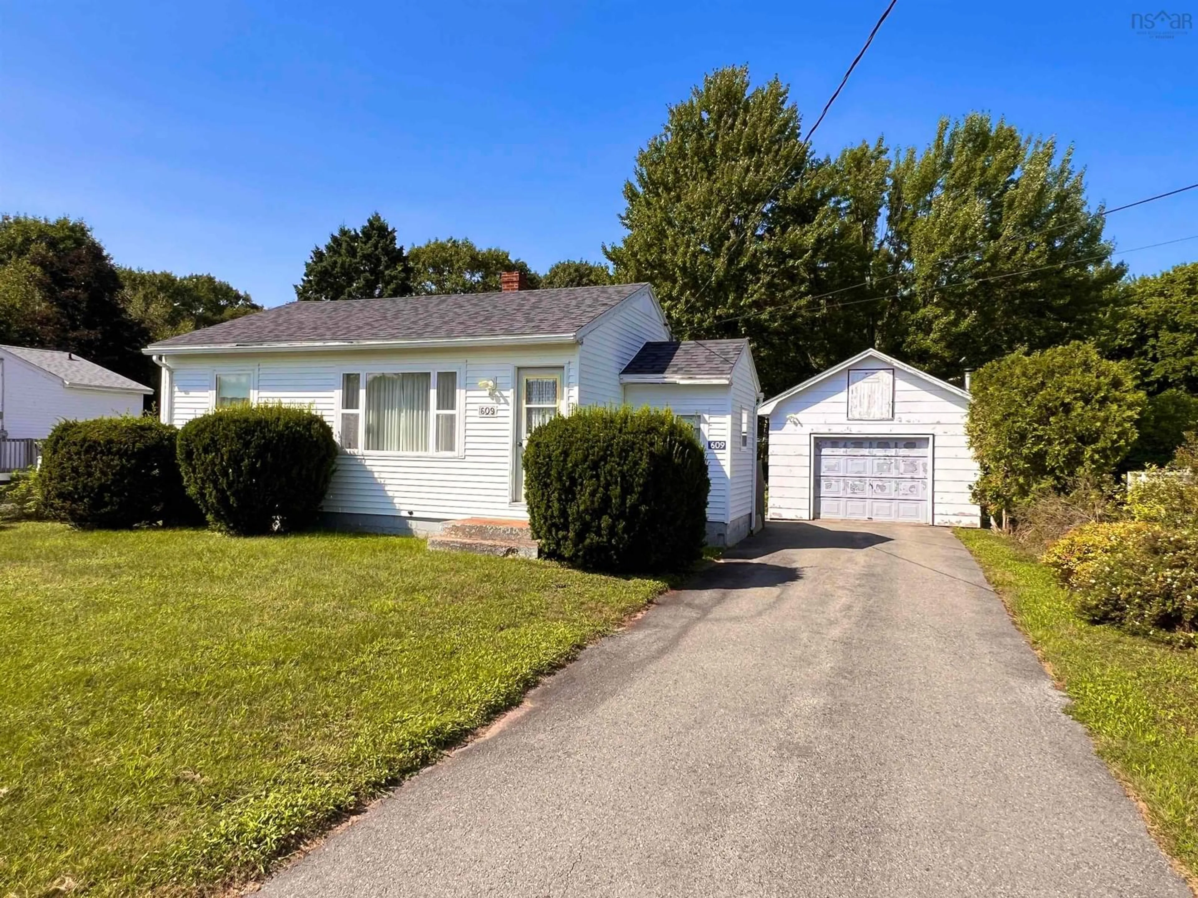 Frontside or backside of a home, cottage for 609 Sampson Dr, Greenwood Nova Scotia B0P 1R0