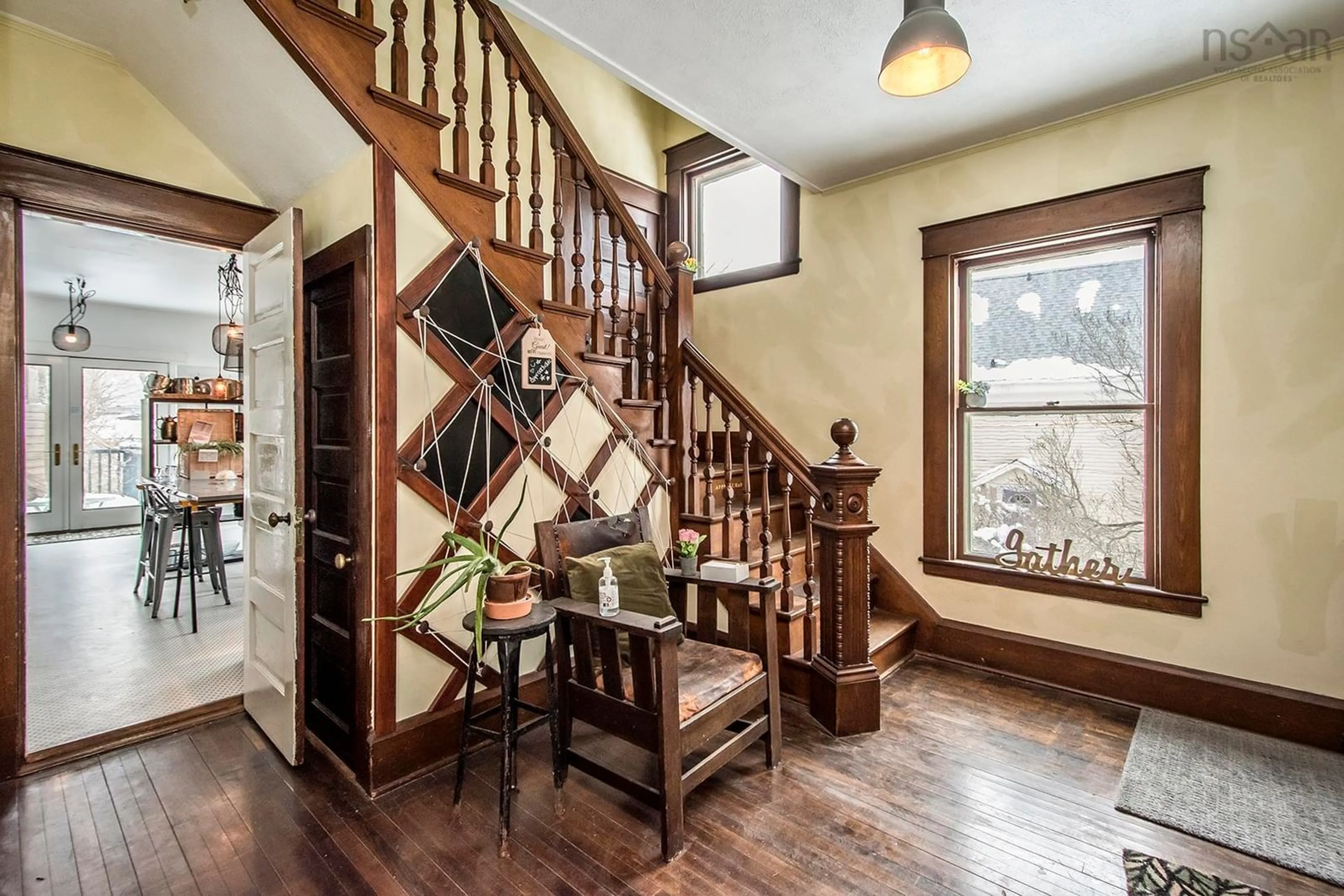 Indoor entryway, wood floors for 14 Locust Ave, Wolfville Nova Scotia B4P 2E8