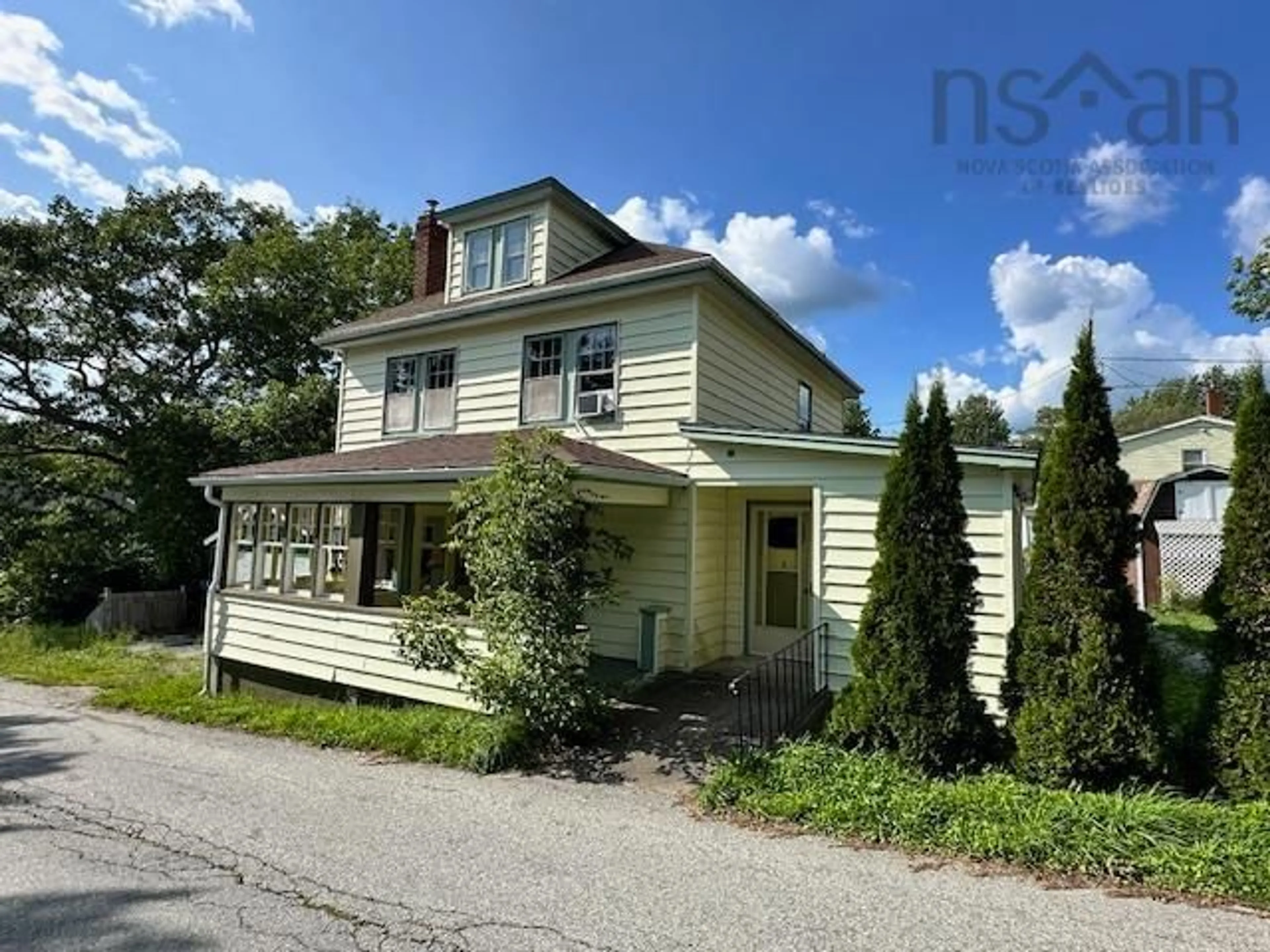 Frontside or backside of a home, cottage for 1 Dexter Ave, Brooklyn Nova Scotia B0J 1H0