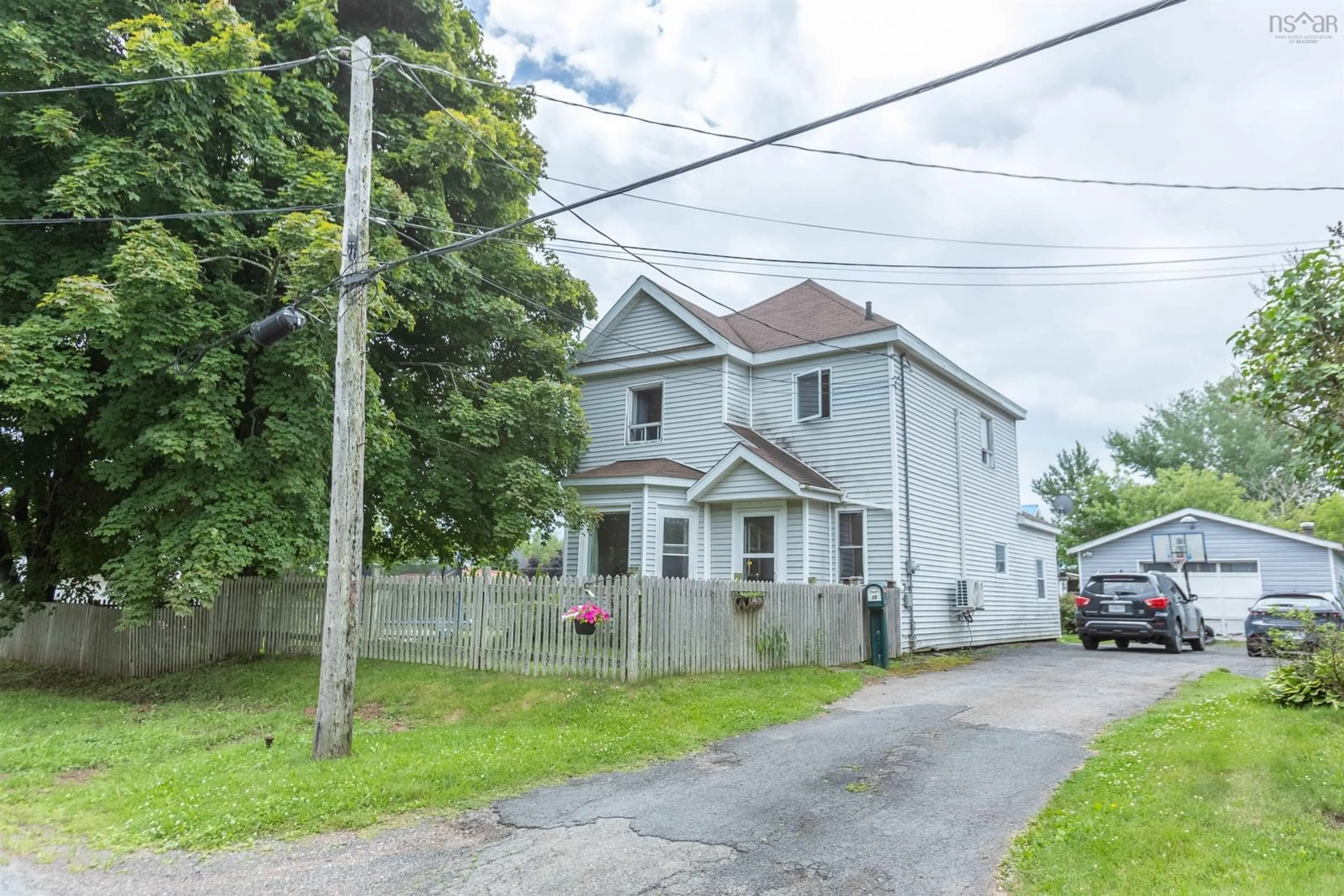 Frontside or backside of a home, the street view for 15 Park St, Amherst Nova Scotia B4H 2R3