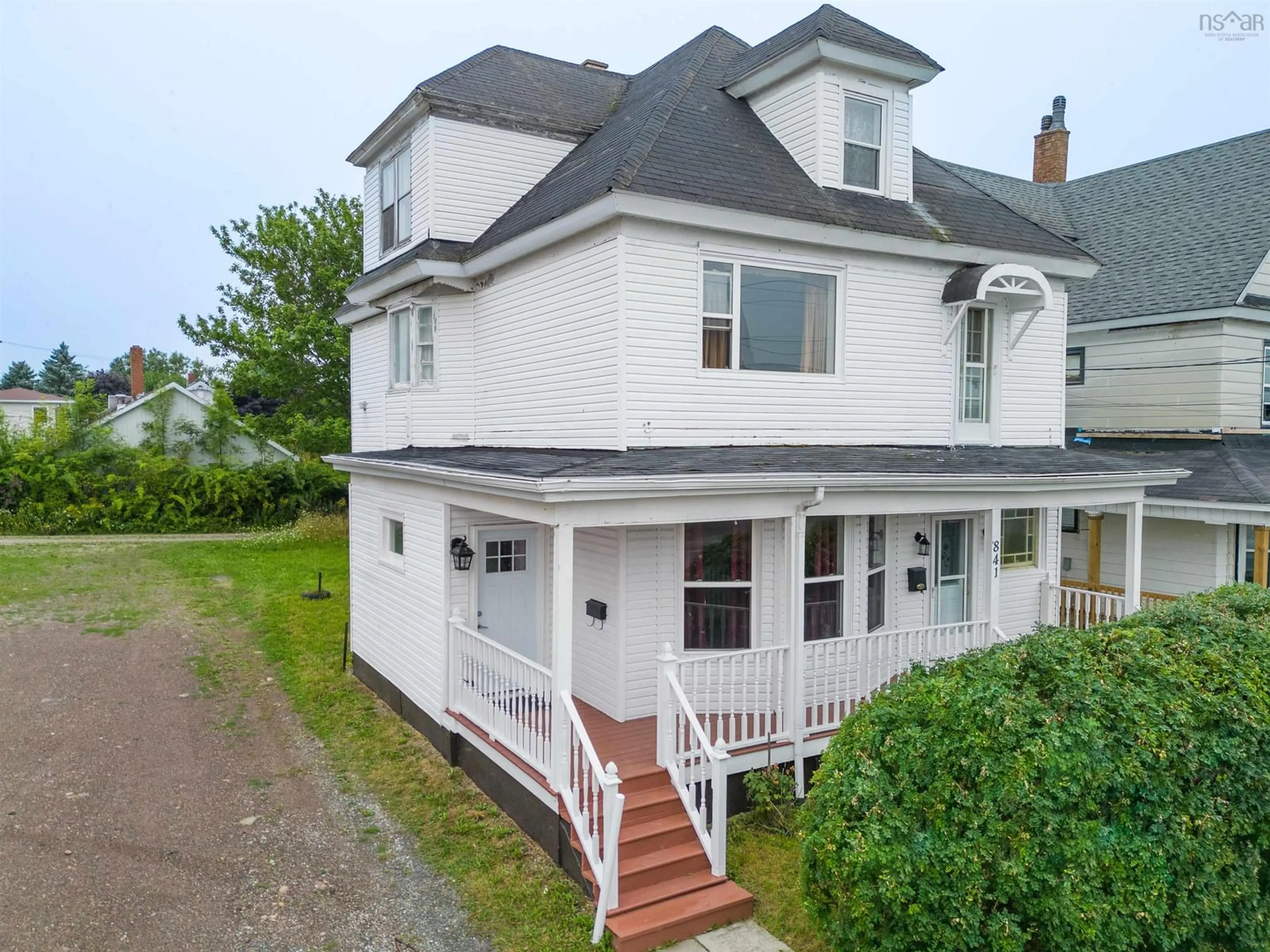 Frontside or backside of a home, cottage for 841 Victoria Rd, Sydney Nova Scotia B1N 1J9