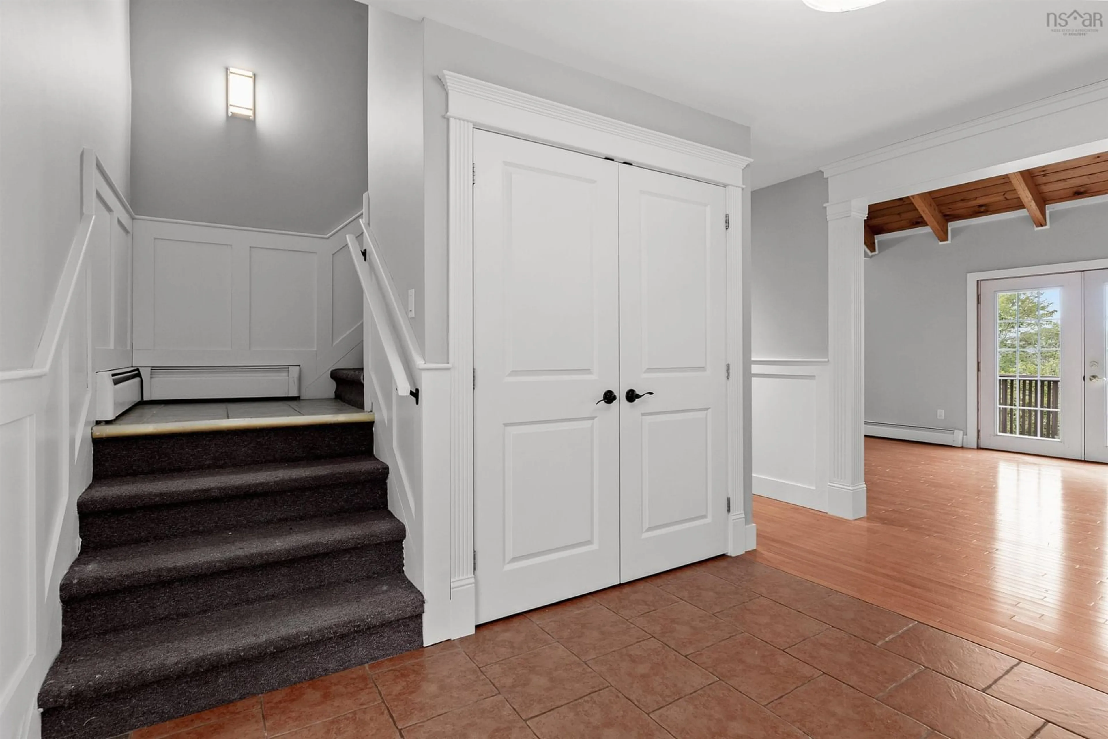 Indoor entryway for 81 Viewmount Dr, Head Of St. Margarets Bay Nova Scotia B3Z 2E9