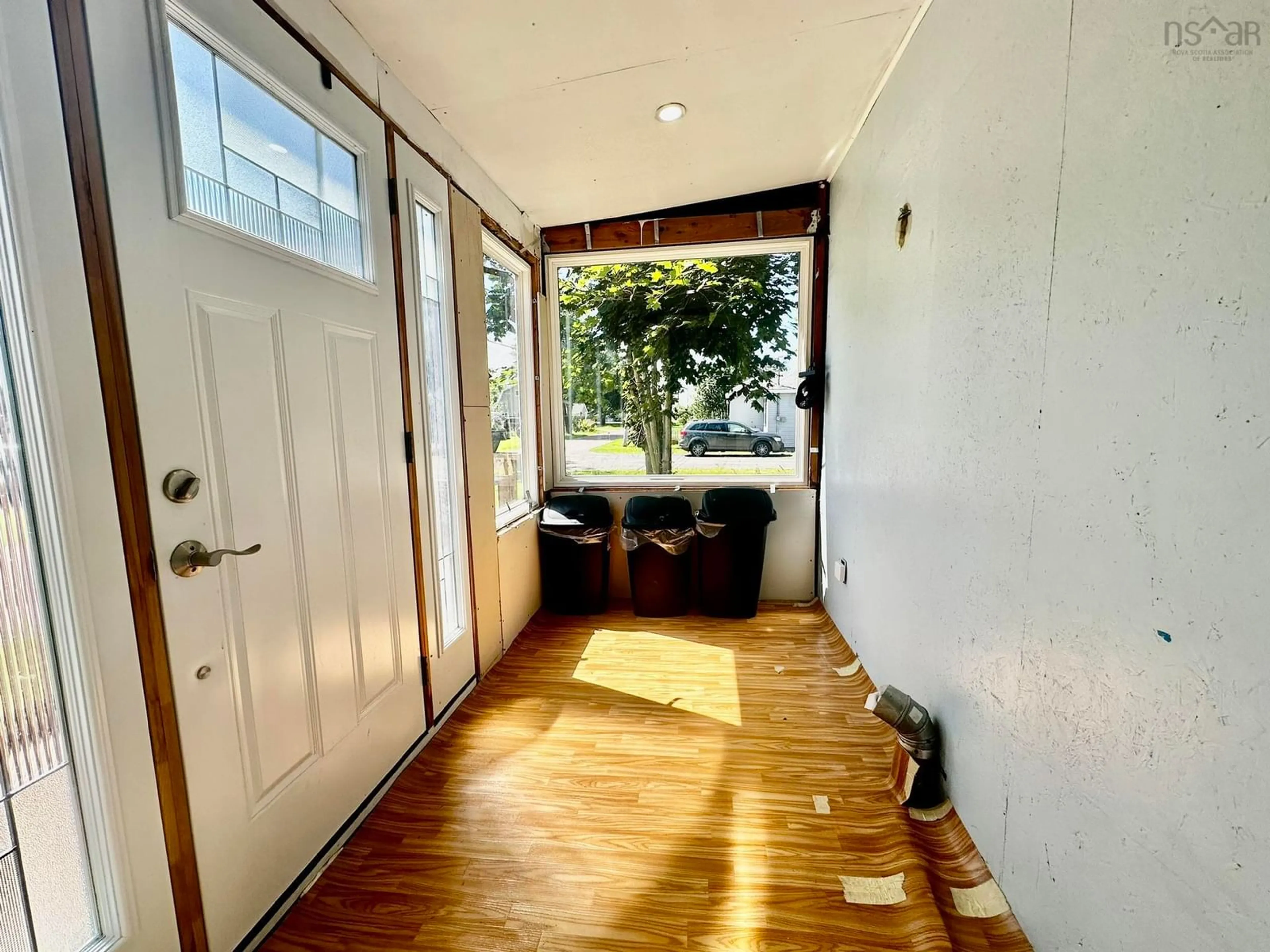 Indoor entryway, wood floors for 35 Albert Ave, Bible Hill Nova Scotia B2N 2W1