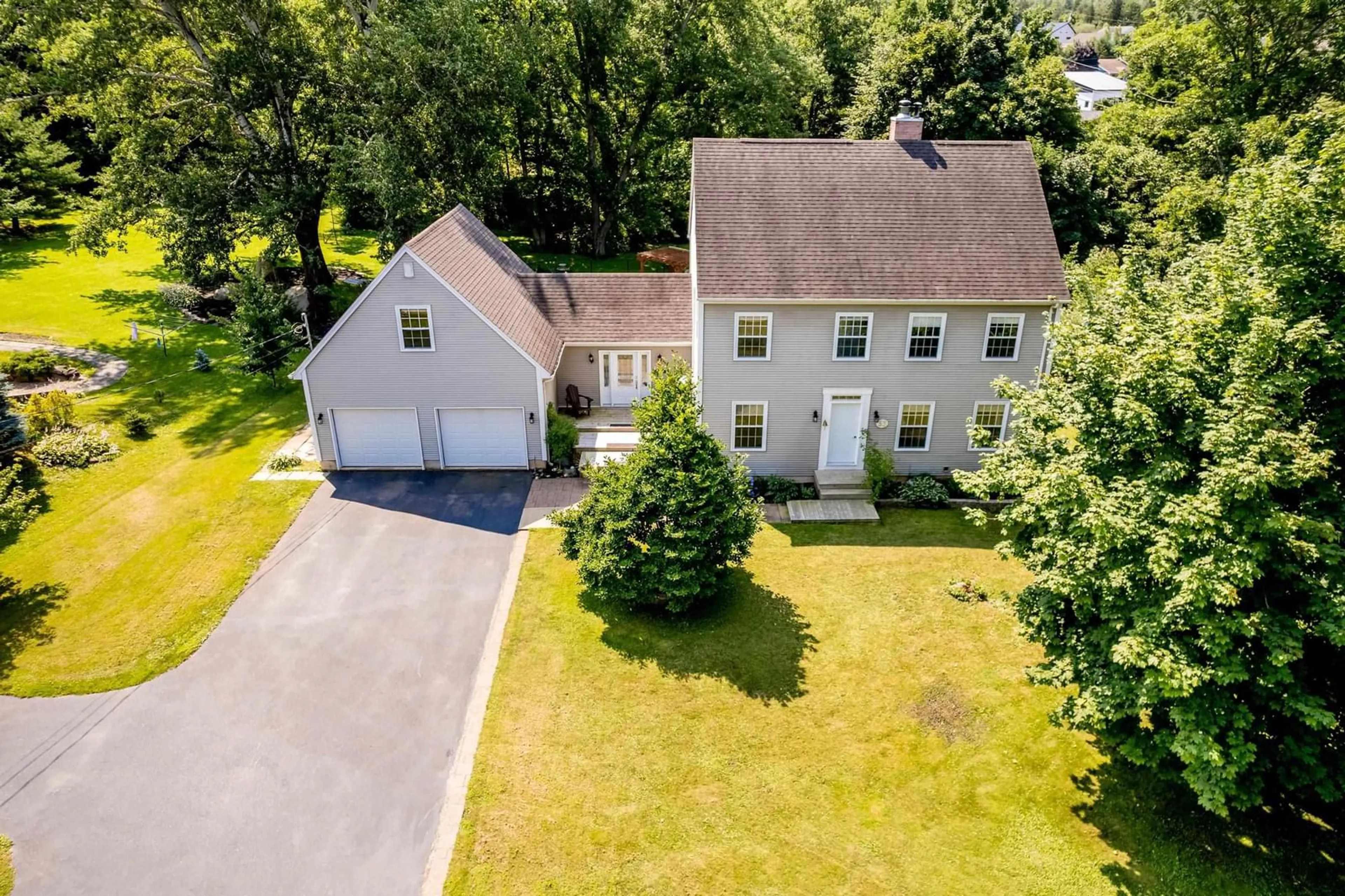 A pic from outside/outdoor area/front of a property/back of a property/a pic from drone, street for 53 Main St, Wolfville Nova Scotia B4P 1B8