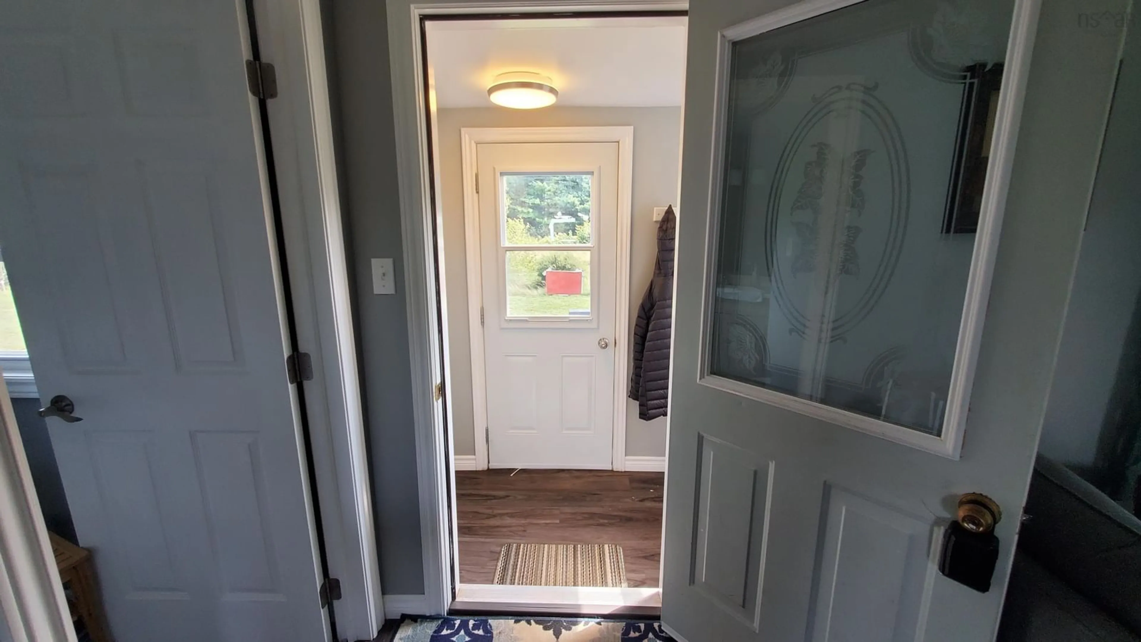 Indoor entryway for 1787 Western Ave, Parrsboro Nova Scotia B0M 1S0