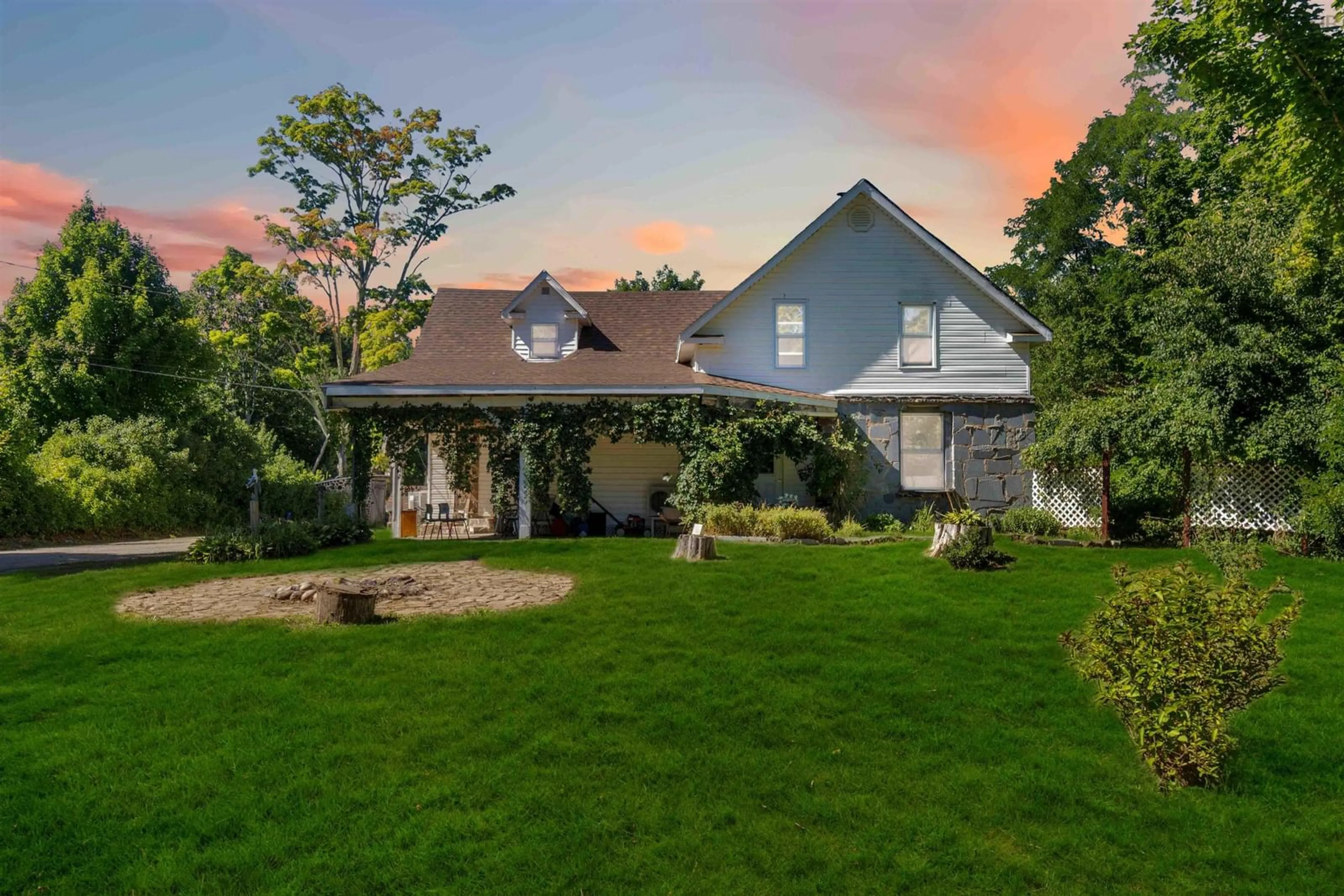 Frontside or backside of a home, cottage for 14623 Highway 1, Wilmot Nova Scotia B0P 1W0