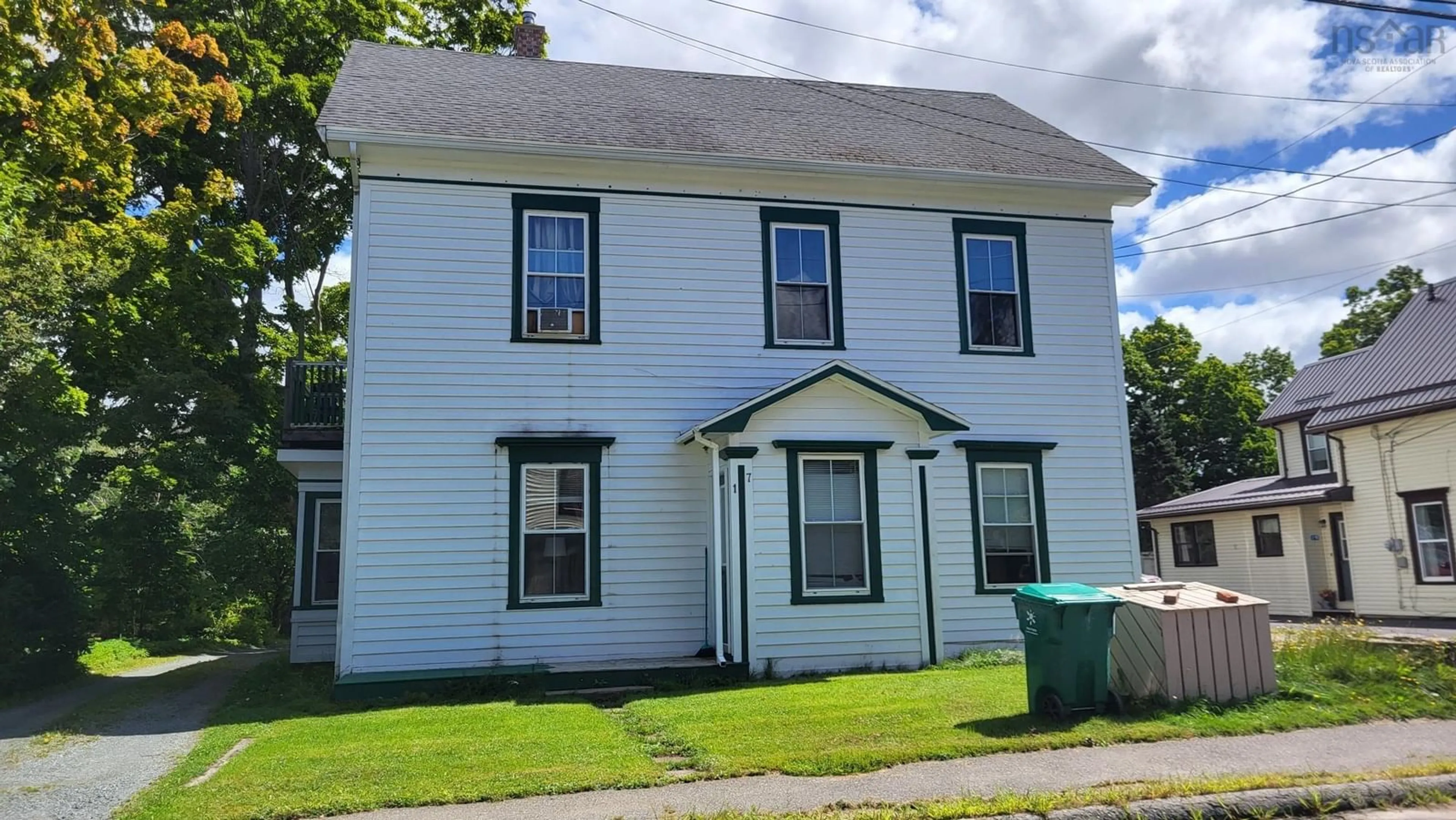 A pic from exterior of the house or condo, the front or back of building for 17 Porters Avenue, Hantsport Nova Scotia B0P 1P0