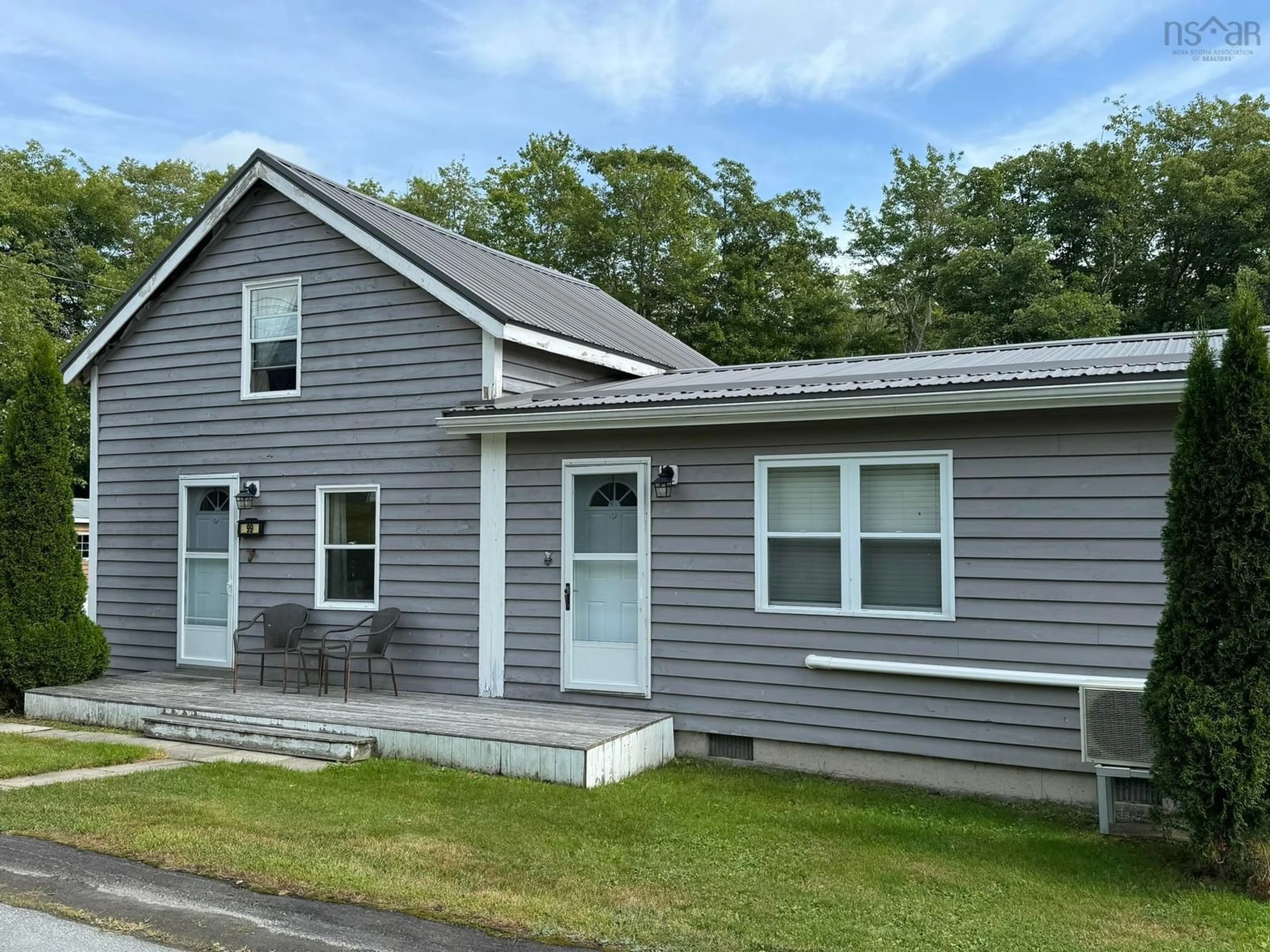 Frontside or backside of a home, cottage for 99 Glenwood St, Milton Nova Scotia B0T 1P0