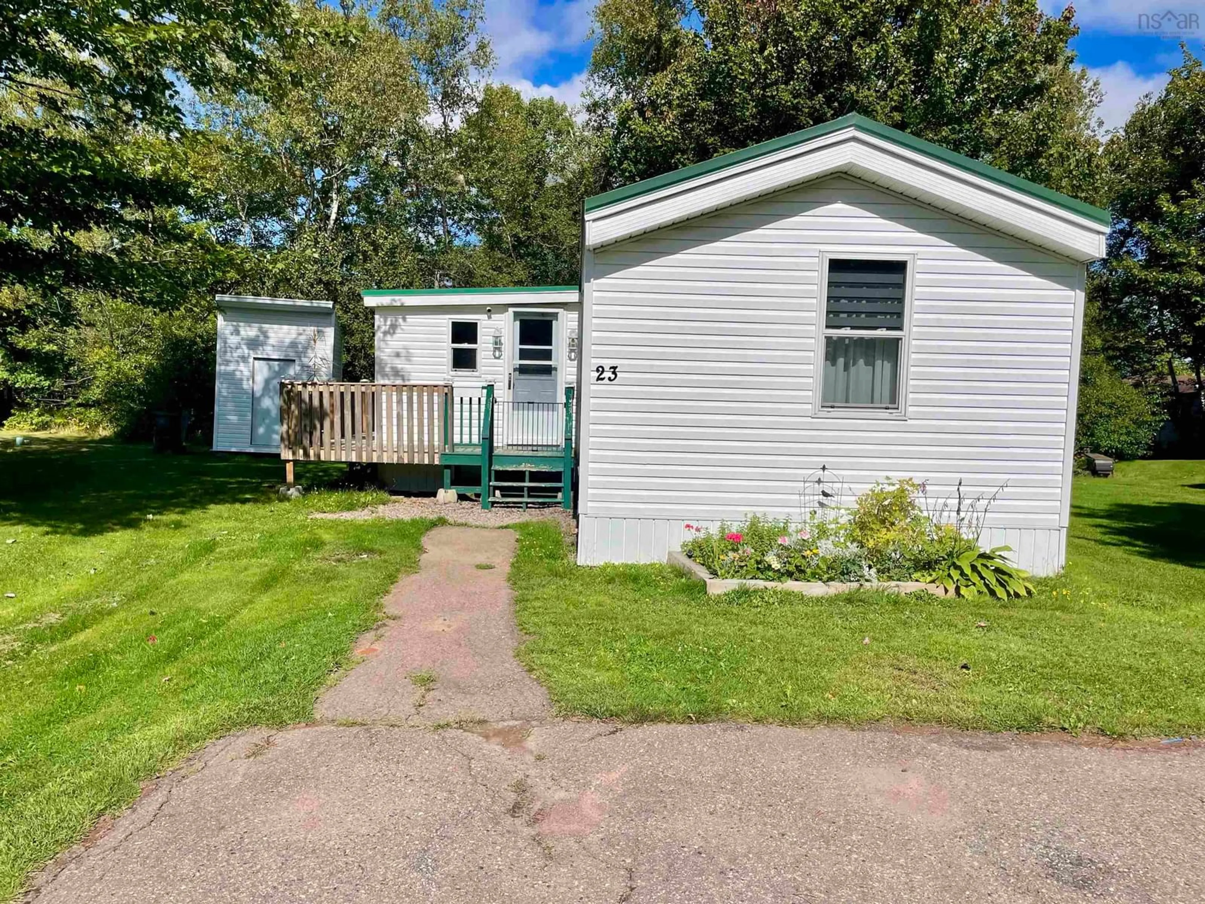 Shed for 23 Woodlawn Dr, Amherst Nova Scotia B4H 4K5