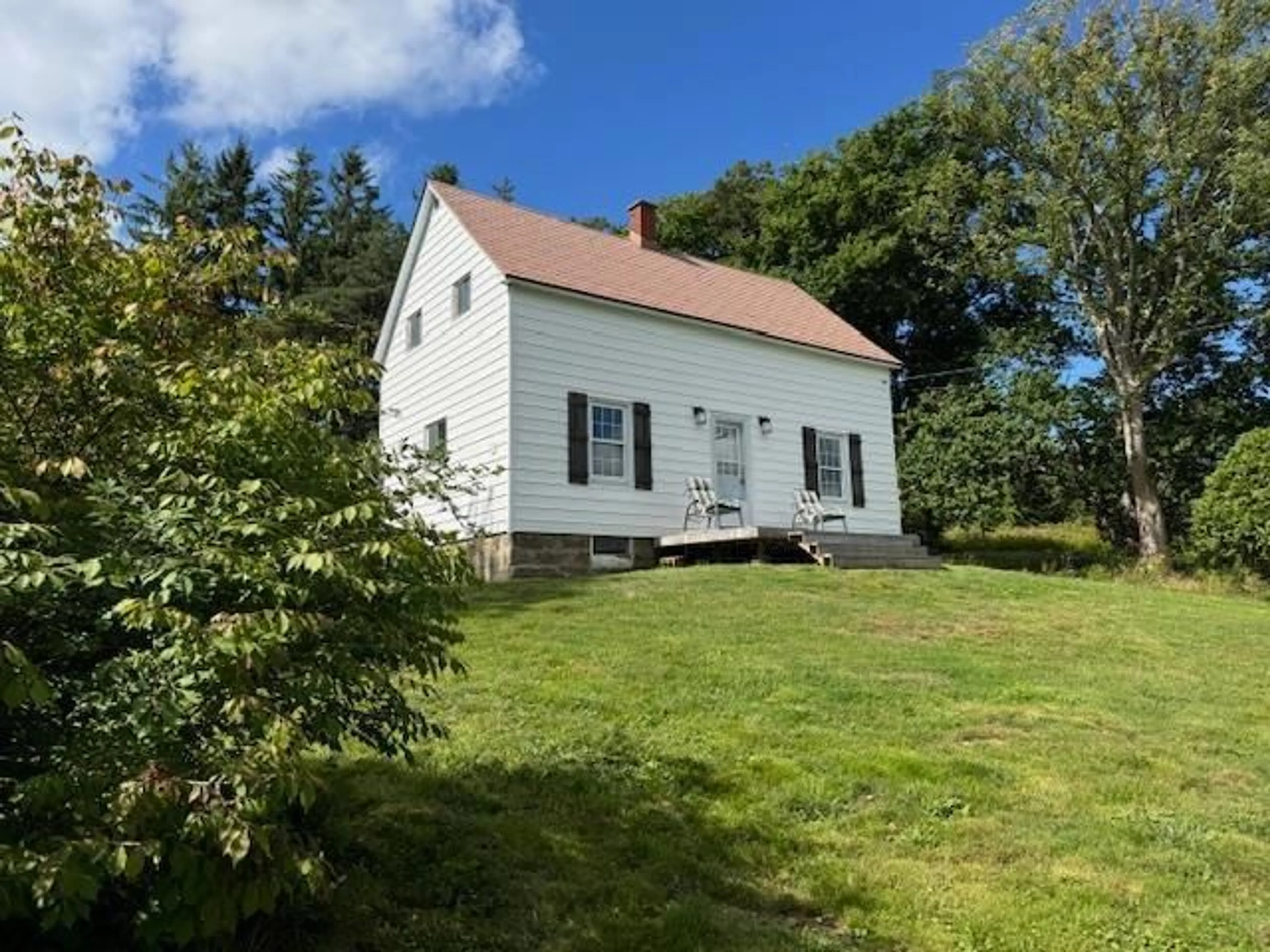 Frontside or backside of a home, cottage for 284 Seaview Dr, North Sydney Nova Scotia B2A 3N4