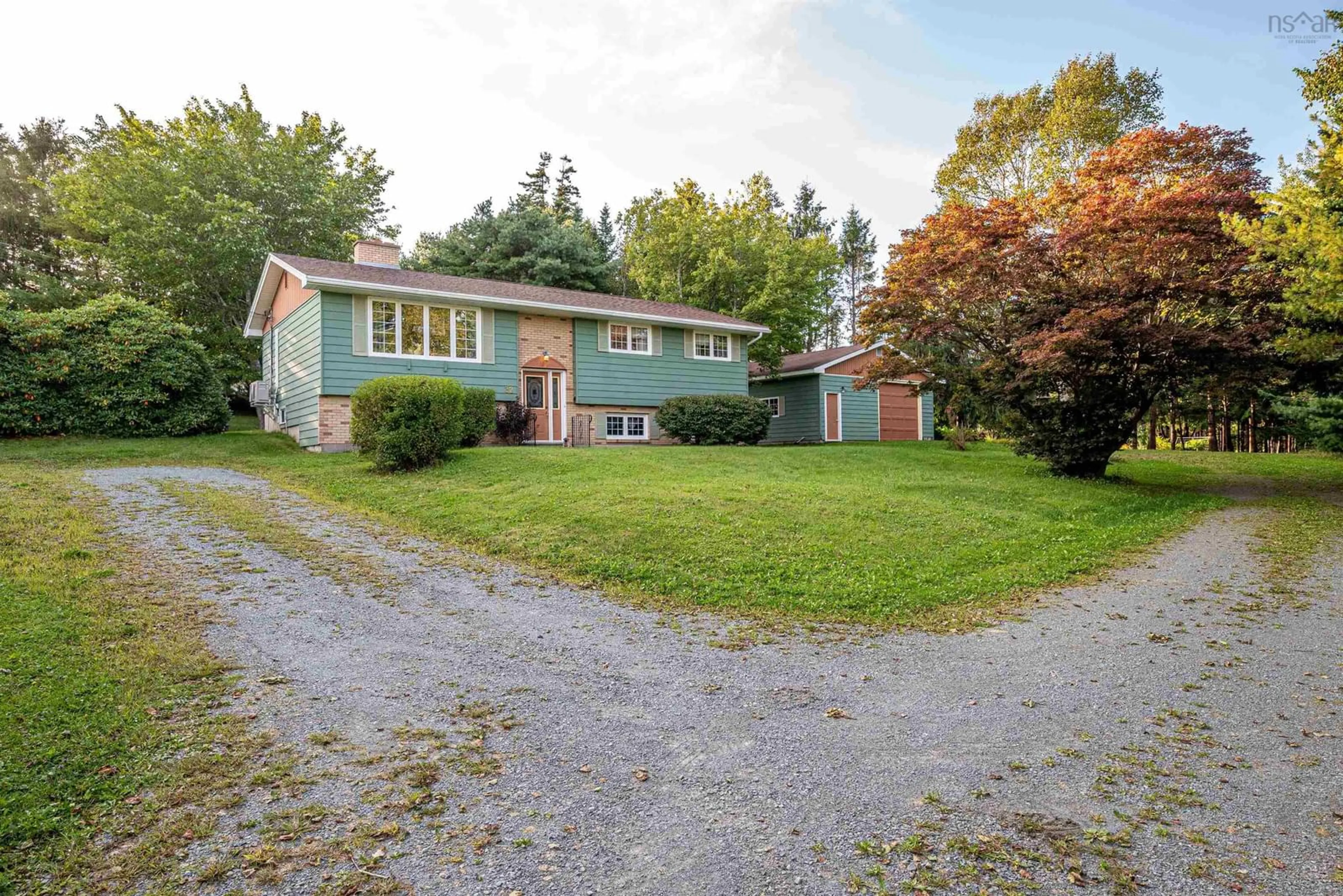 Outside view for 32 Davlin Dr., Porters Lake Nova Scotia B3E 1H5