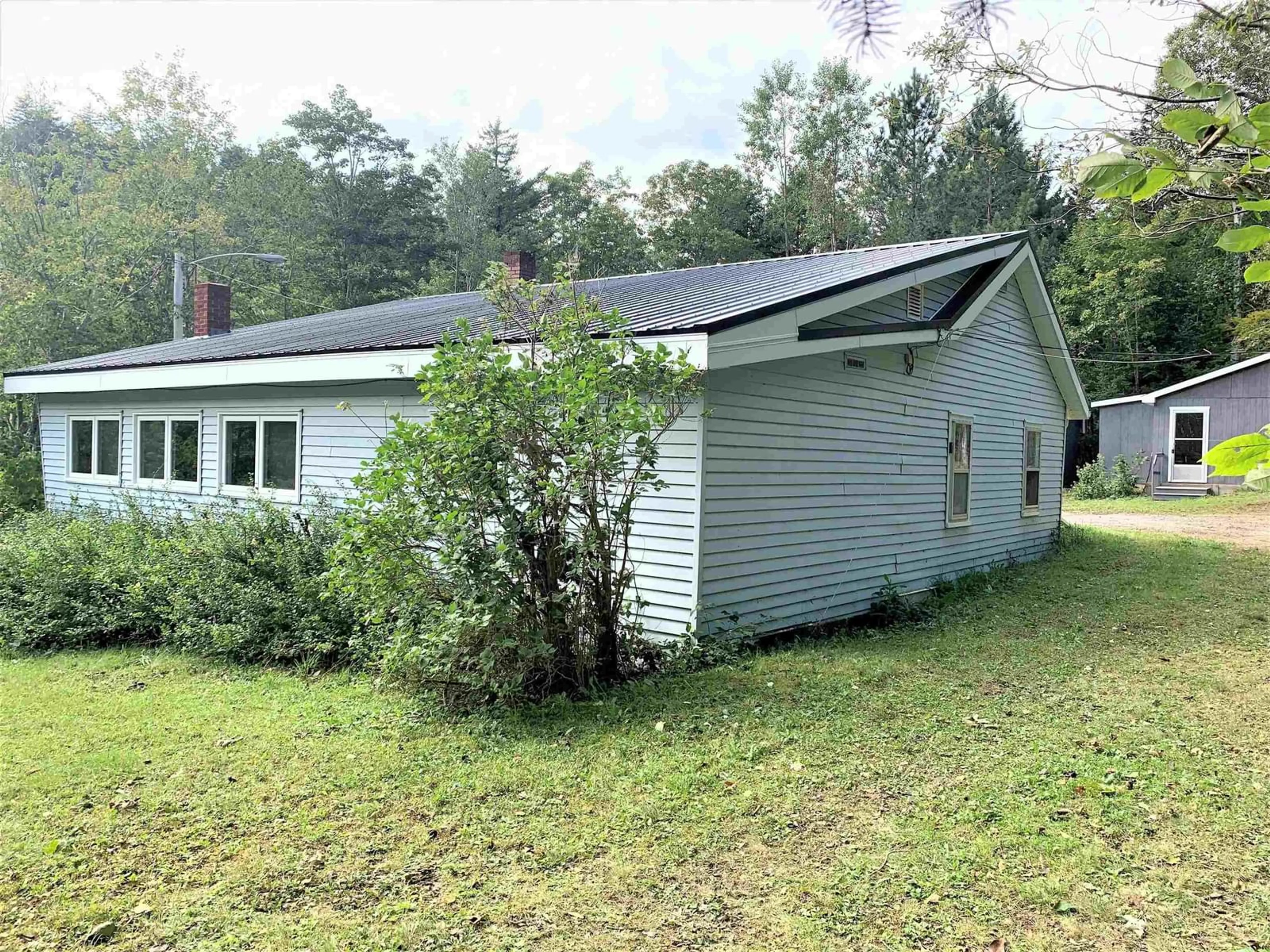 Shed for 102 Hwy#2 Hwy, Lower Five Islands Nova Scotia B0M 1S0