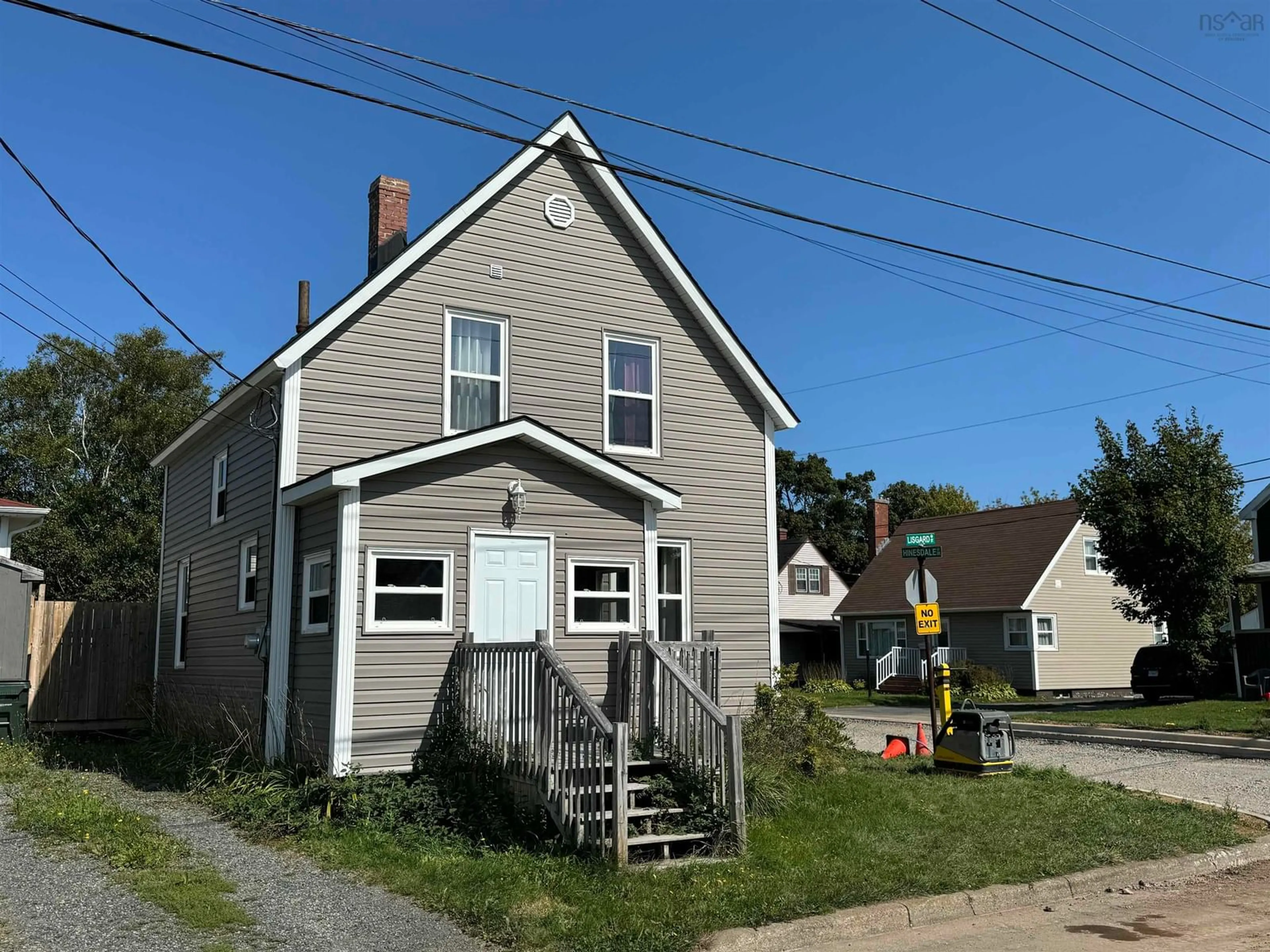 Frontside or backside of a home for 195 Lisgard St, Sydney Nova Scotia B1P 2Y5