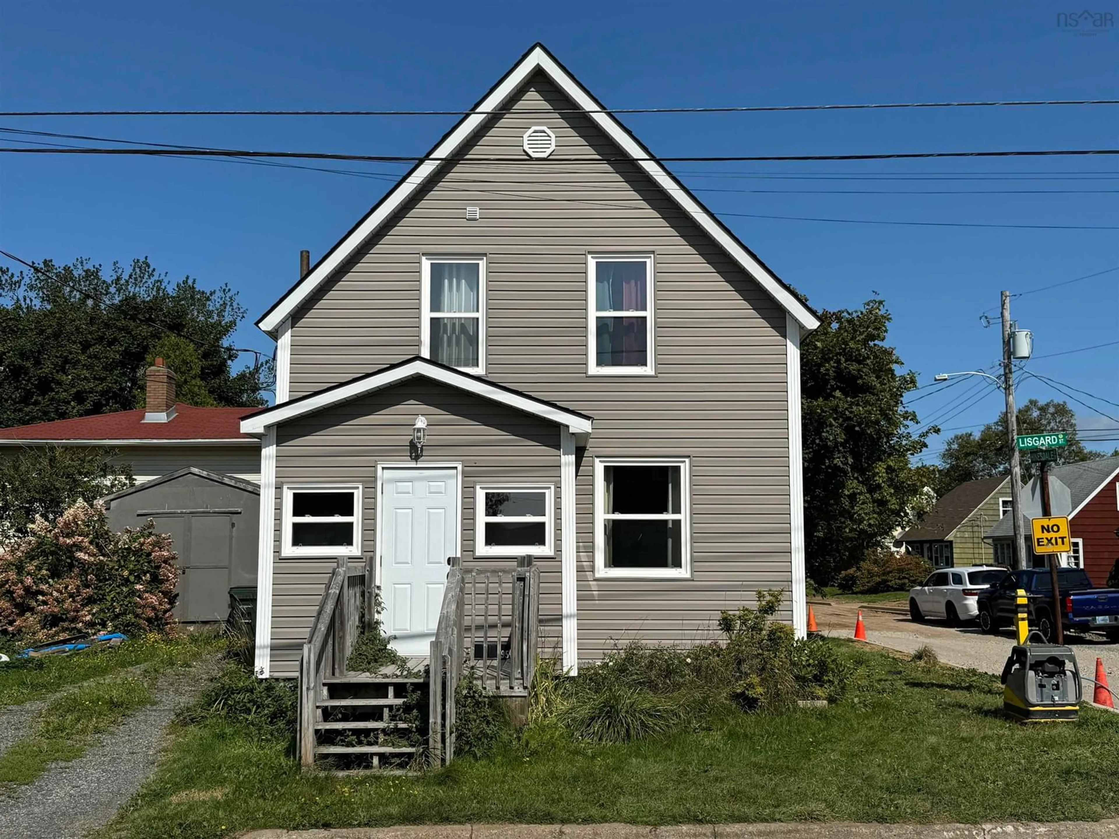 Frontside or backside of a home for 195 Lisgard St, Sydney Nova Scotia B1P 2Y5