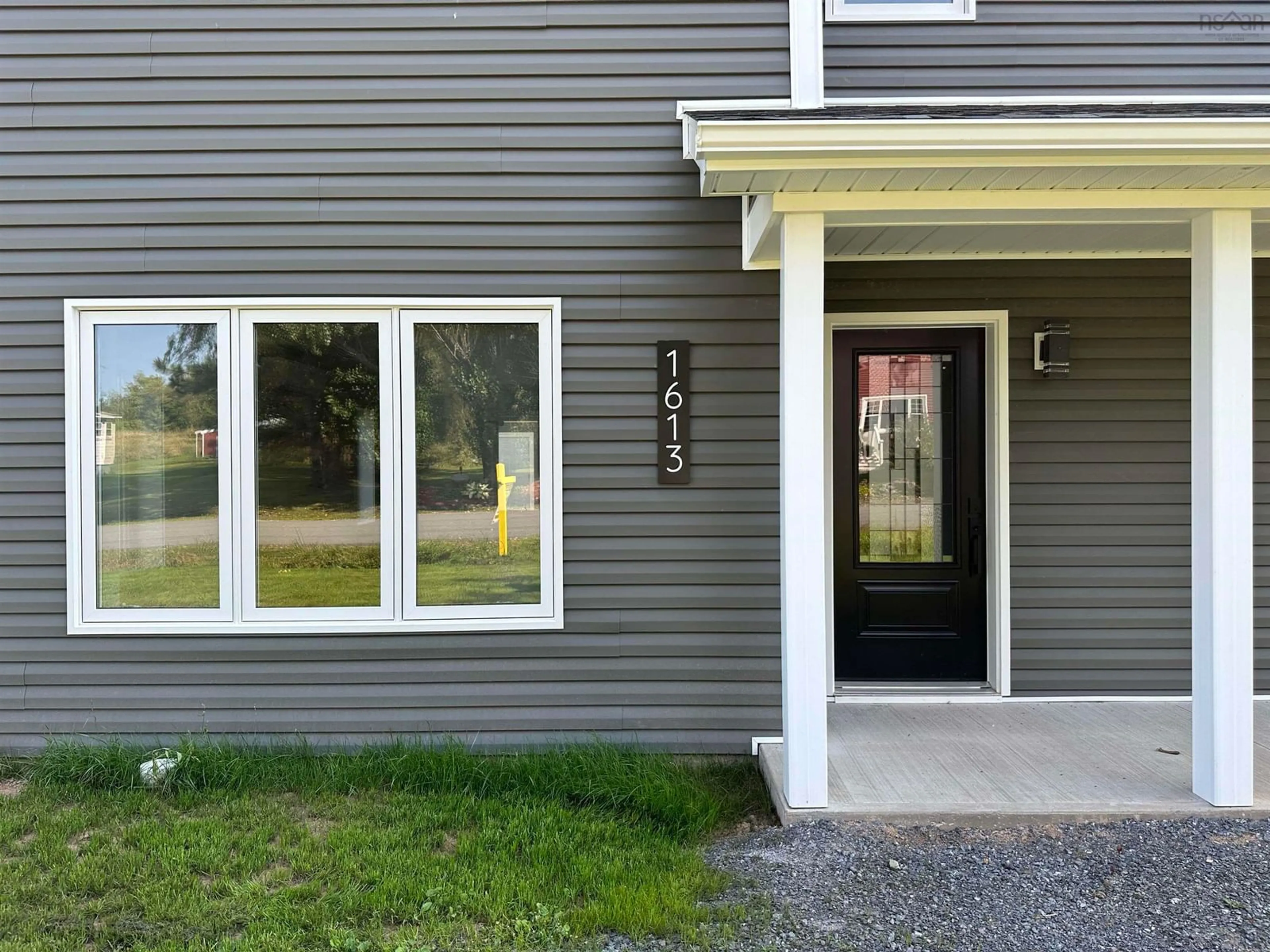 Home with vinyl exterior material for 1613 Mackay St, Westville Nova Scotia B0K 2A0