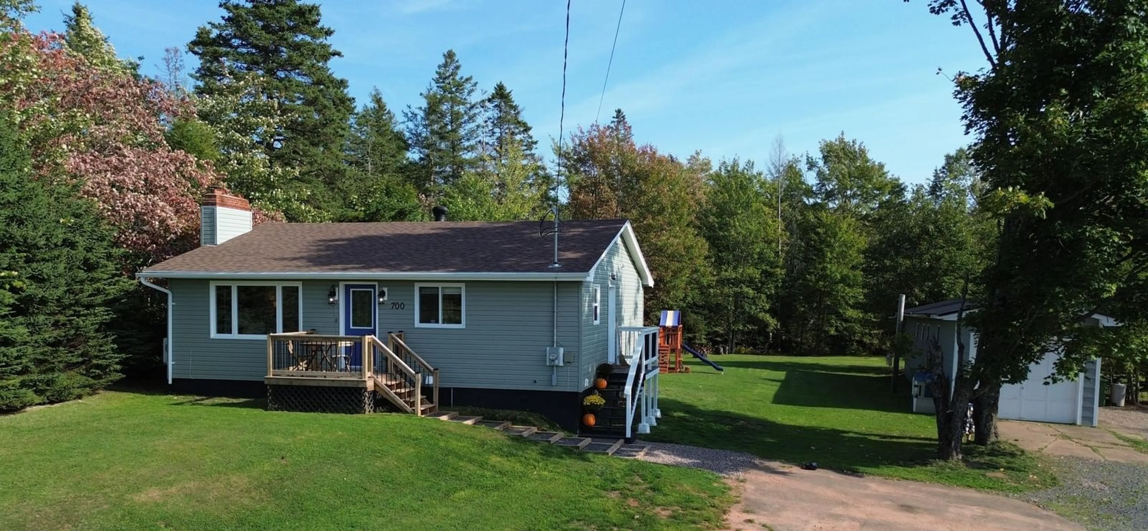 Cottage for 700 Pictou Rd, Valley Nova Scotia B6L 2P4