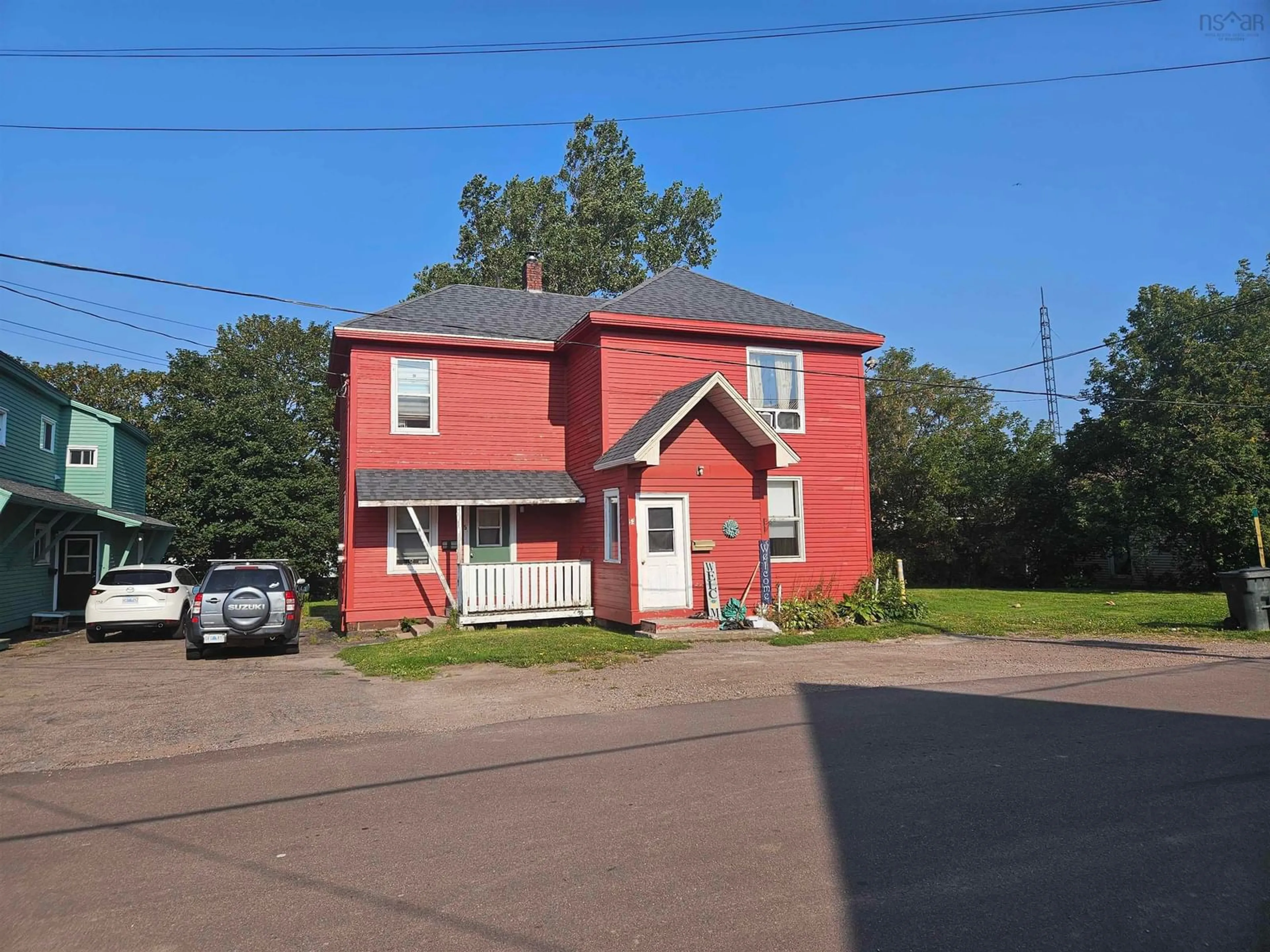 A pic from outside/outdoor area/front of a property/back of a property/a pic from drone, building for 5-11 Erncliffe, Amherst Nova Scotia B4H 1A7