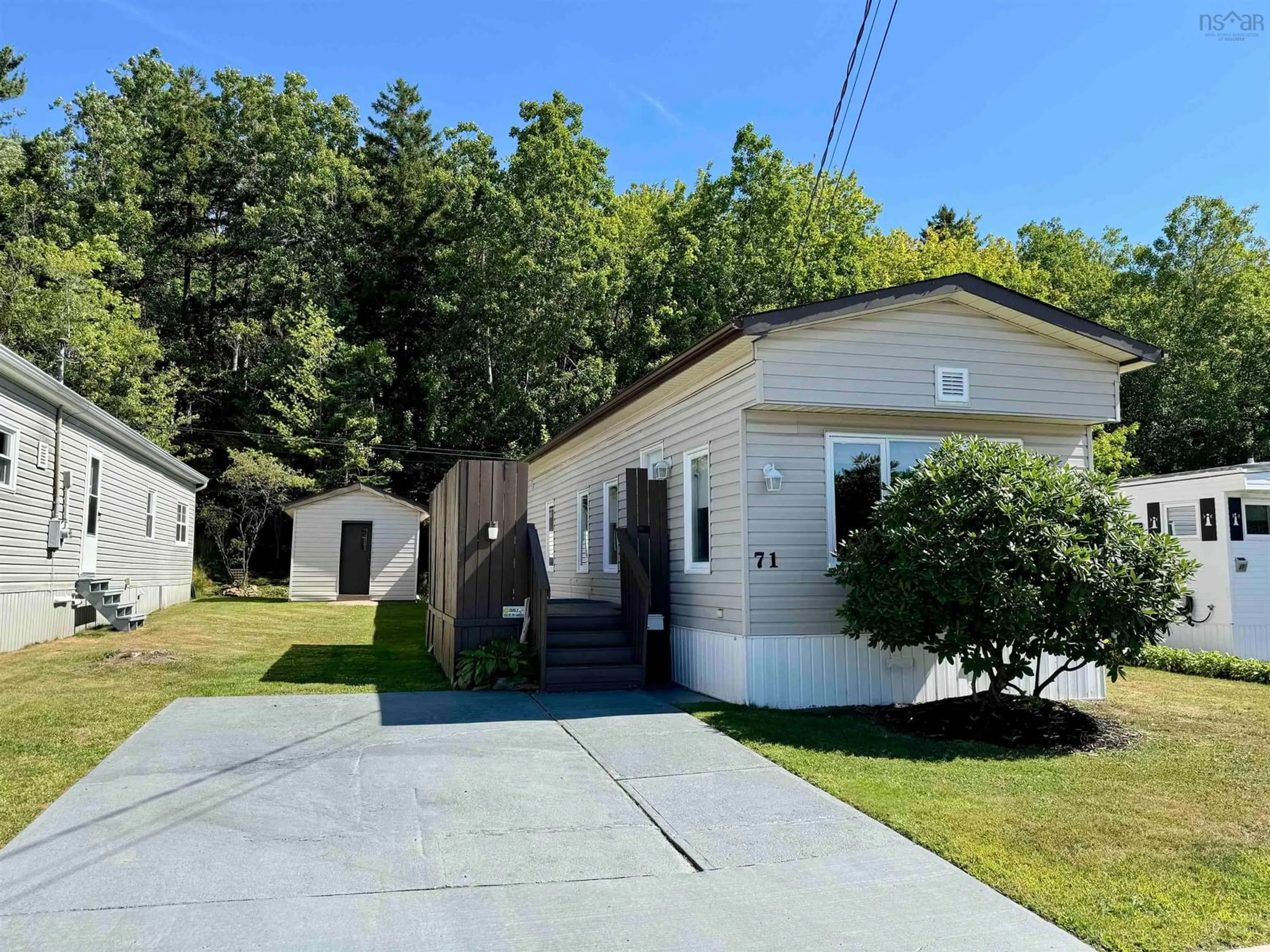 Frontside or backside of a home, cottage for 71 Brook St, Middle Sackville Nova Scotia B4E 1C1