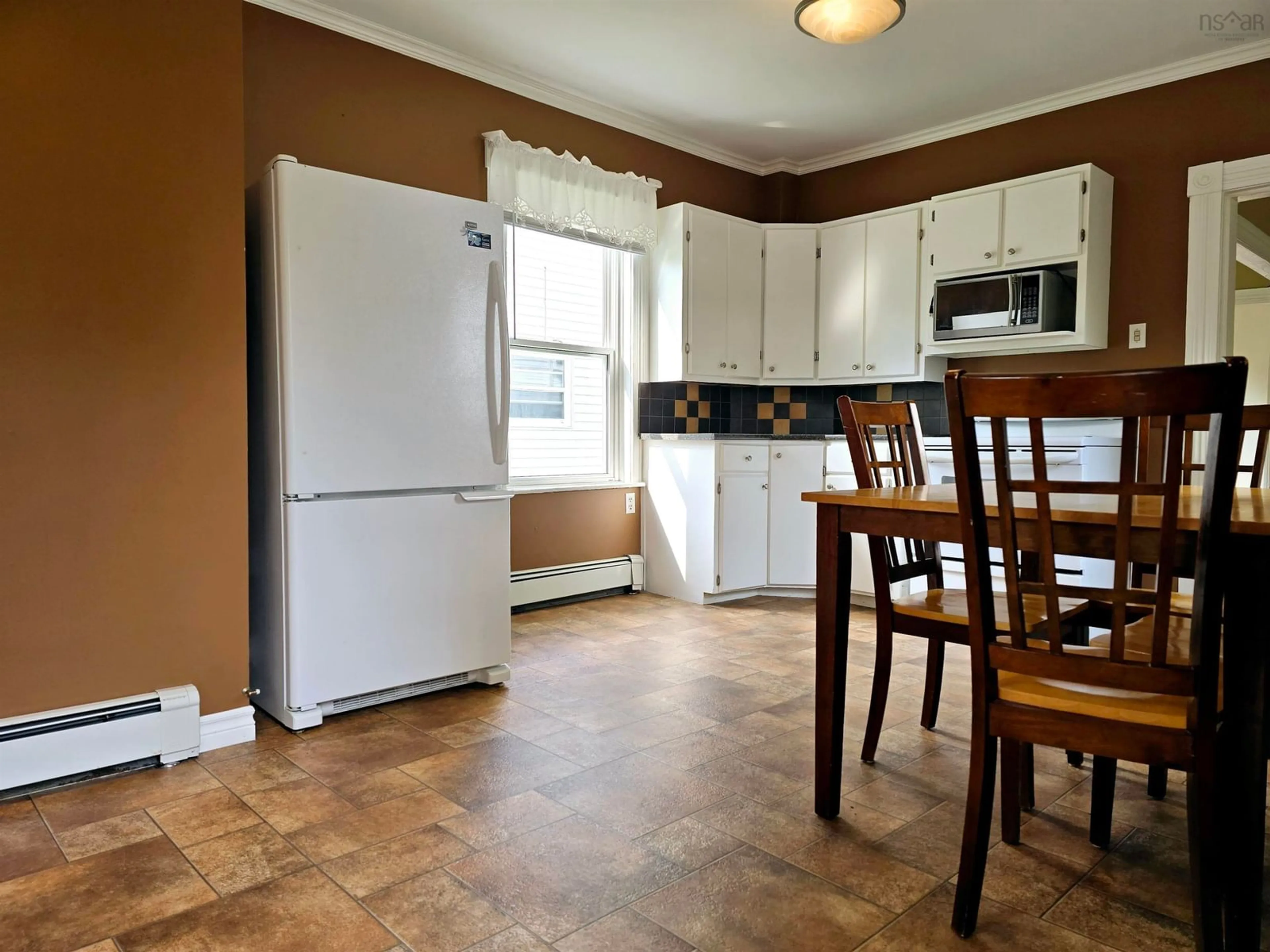 Standard kitchen, wood floors, cottage for 57 Bridge Ave, Stellarton Nova Scotia B0K 1S0