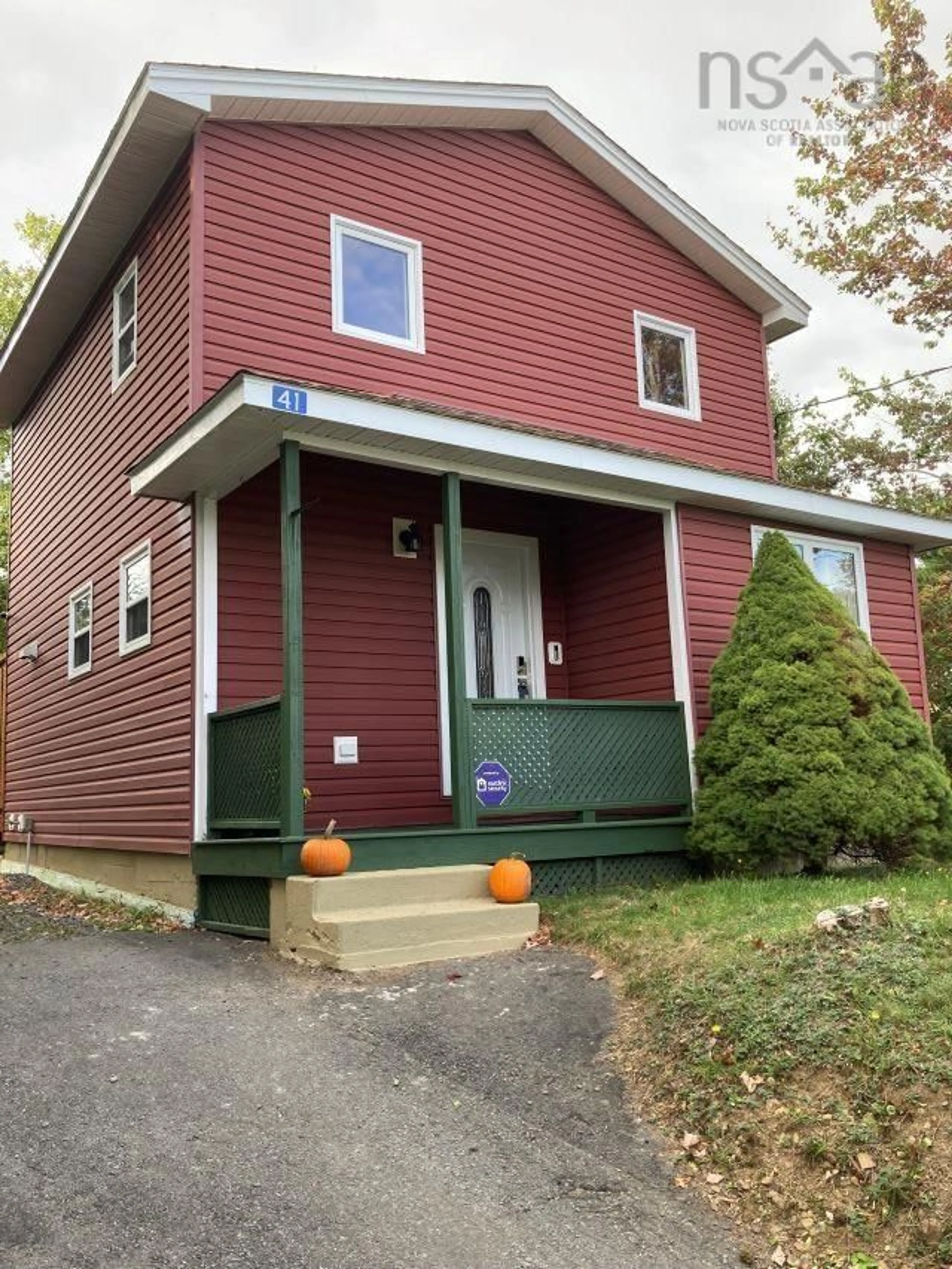 Frontside or backside of a home, the front or back of building for 41 Coronation Ave, Halifax Nova Scotia B3N 2M5