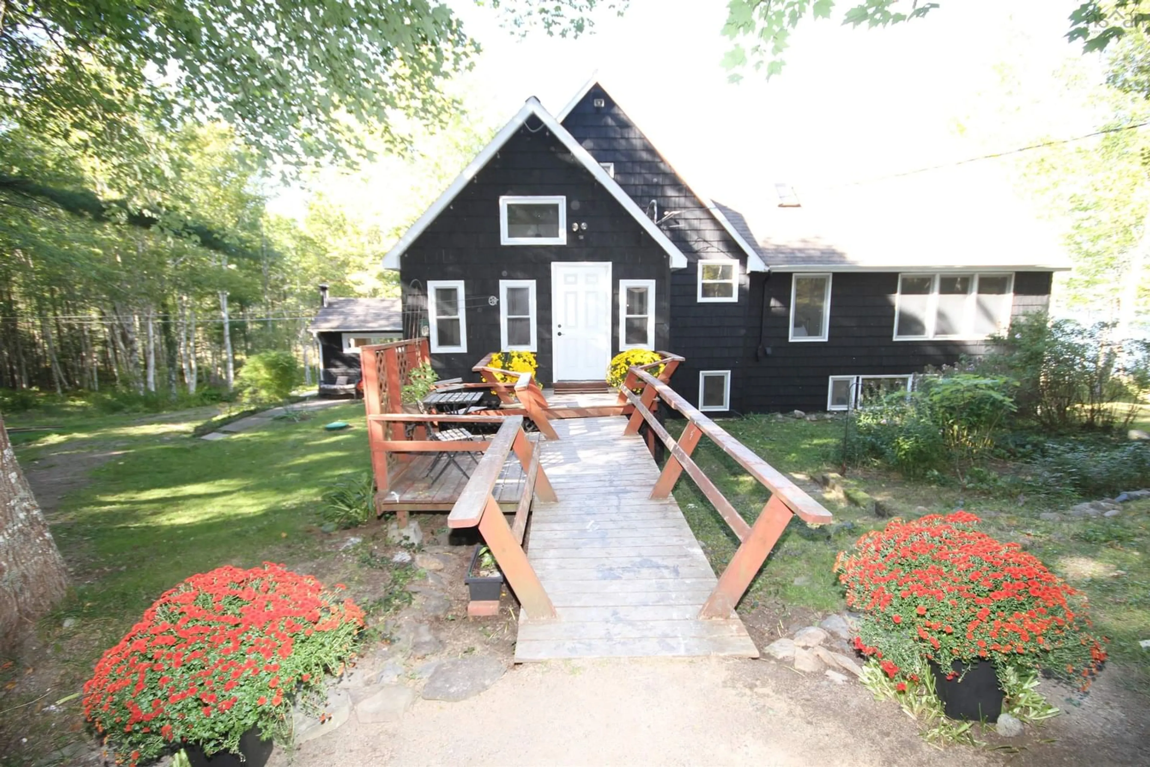 Patio, cottage for 74 Swains Lane, Valley Mills Nova Scotia B0C 1K0