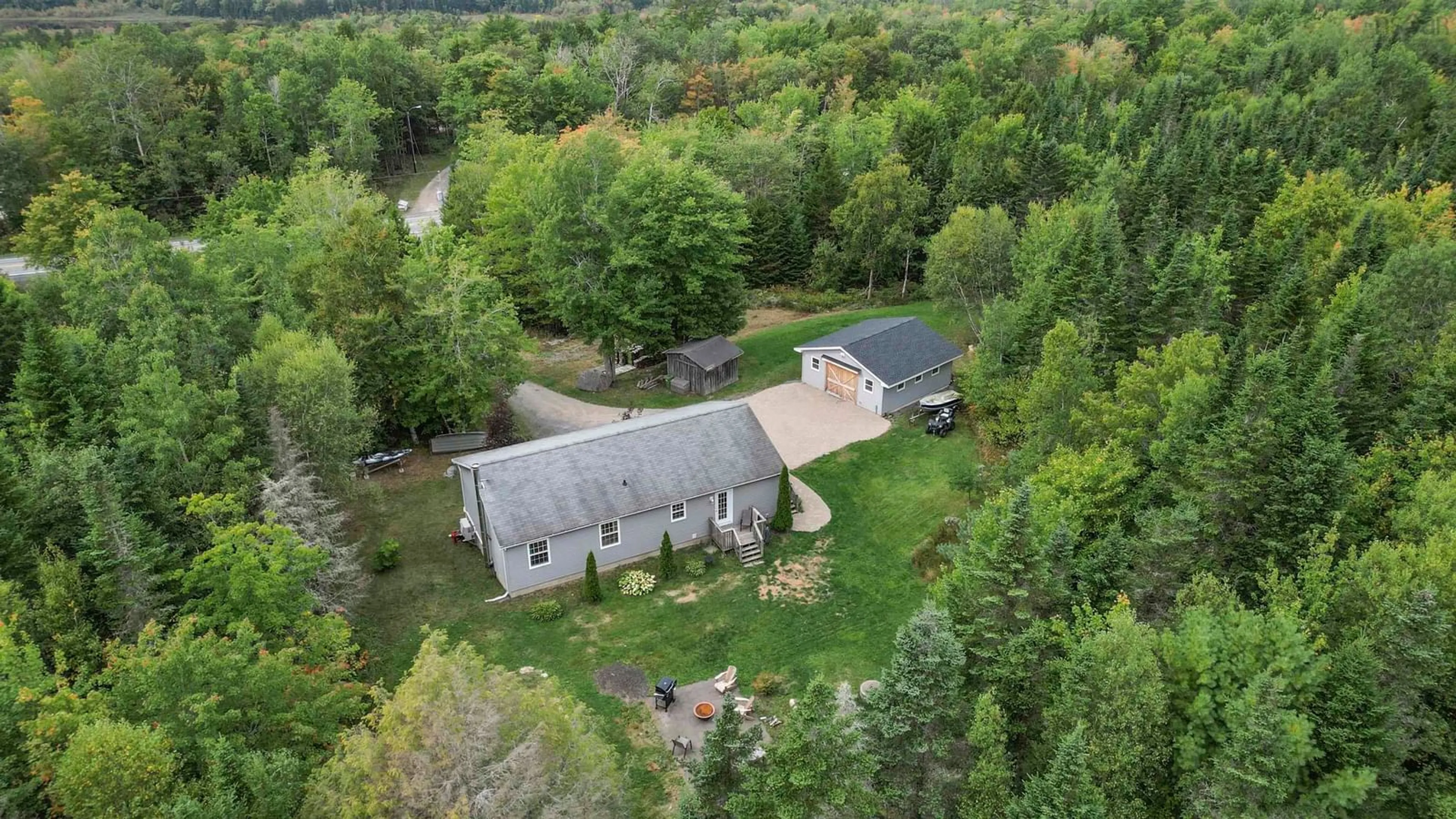 Cottage for 536 Highway 14, Upper Vaughan Nova Scotia B0N 2T0