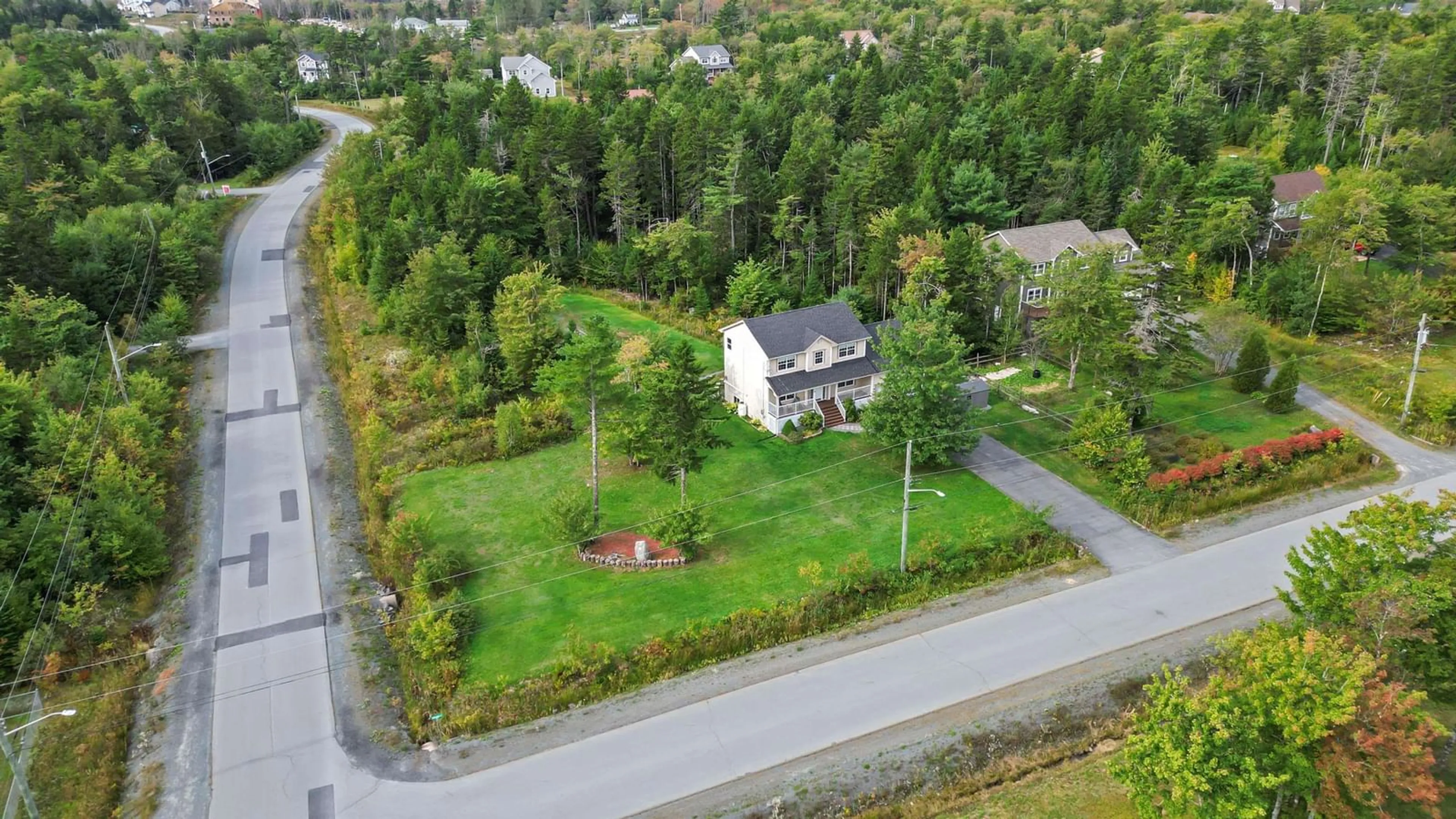 A pic from exterior of the house or condo, cottage for 10 Kaled Crt, Hammonds Plains Nova Scotia B4B 1T3