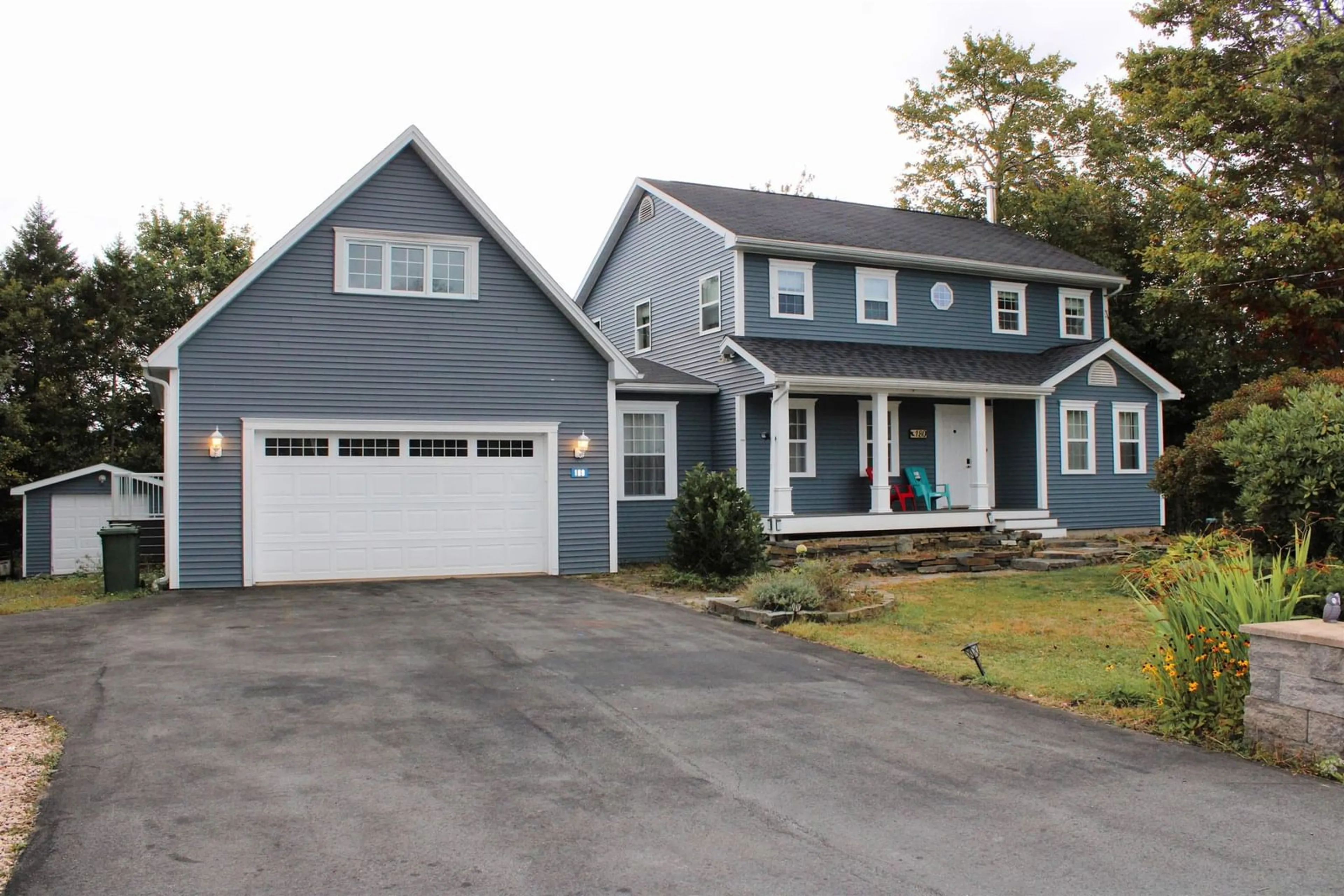 Home with vinyl exterior material for 180 Honeysuckle Road, Middle Sackville Nova Scotia B4E 3J9