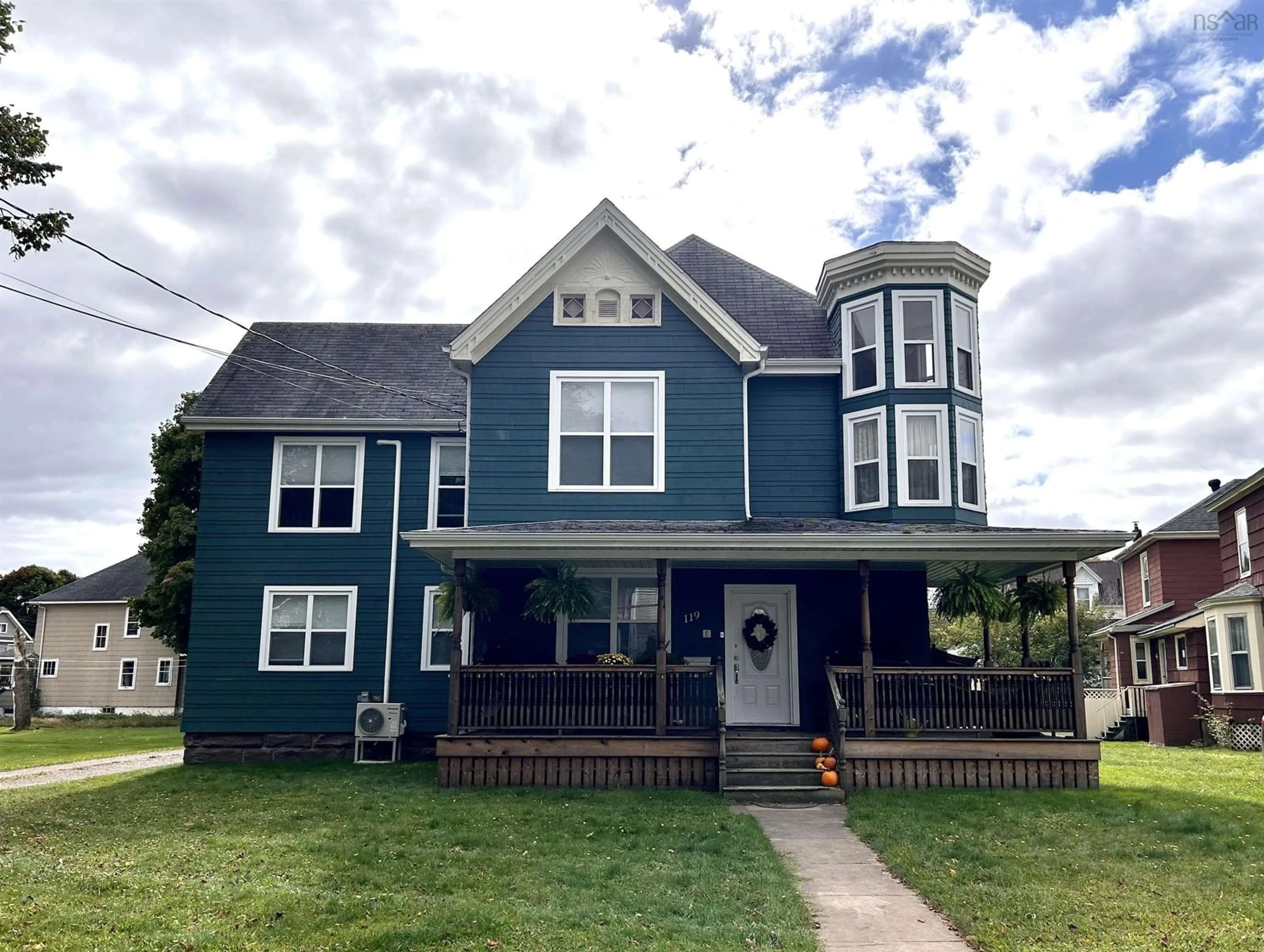 Home with vinyl exterior material, unknown for 119 Church St, Amherst Nova Scotia B4H 3B7