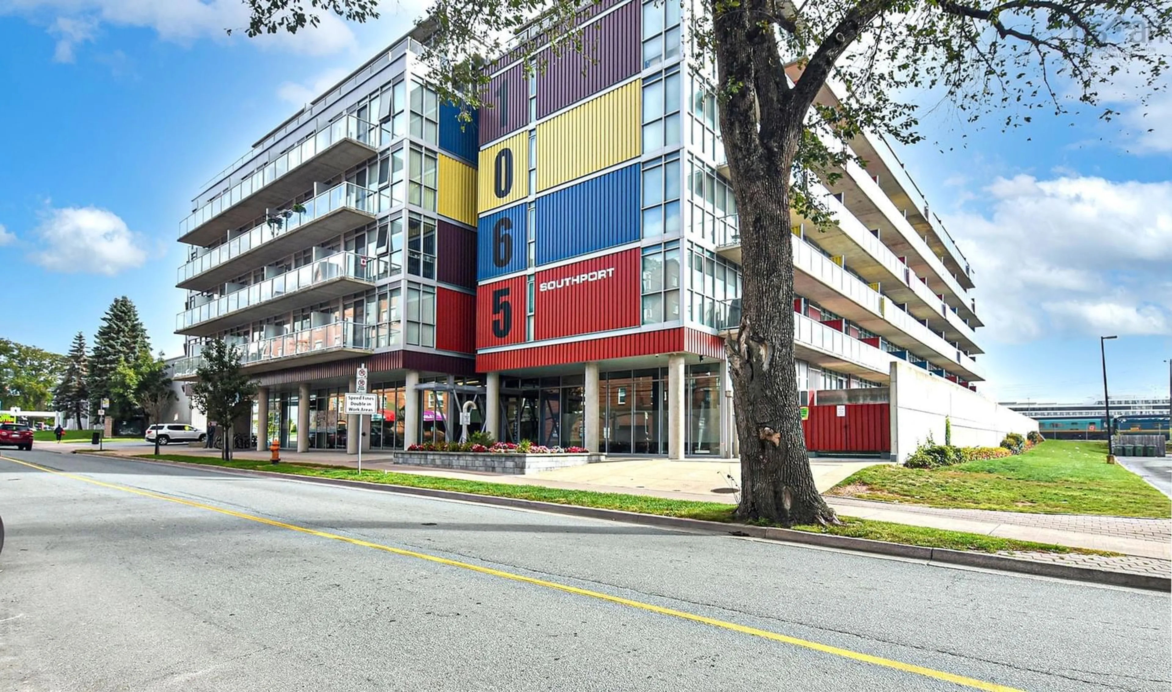 A pic from exterior of the house or condo, the front or back of building for 409 1065 Barrington Street, Halifax Nova Scotia B3H 2P8