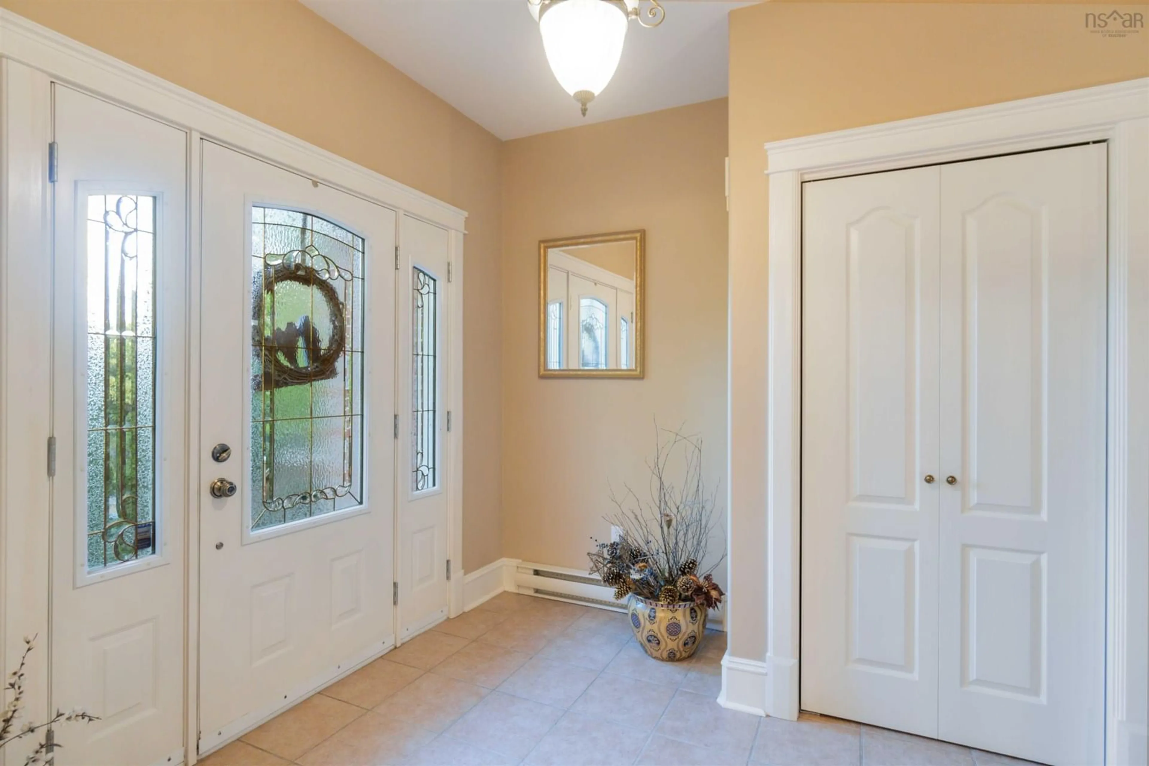 Indoor entryway, wood floors for 93 Ronald Ave, Cambridge Nova Scotia B0P 1G0