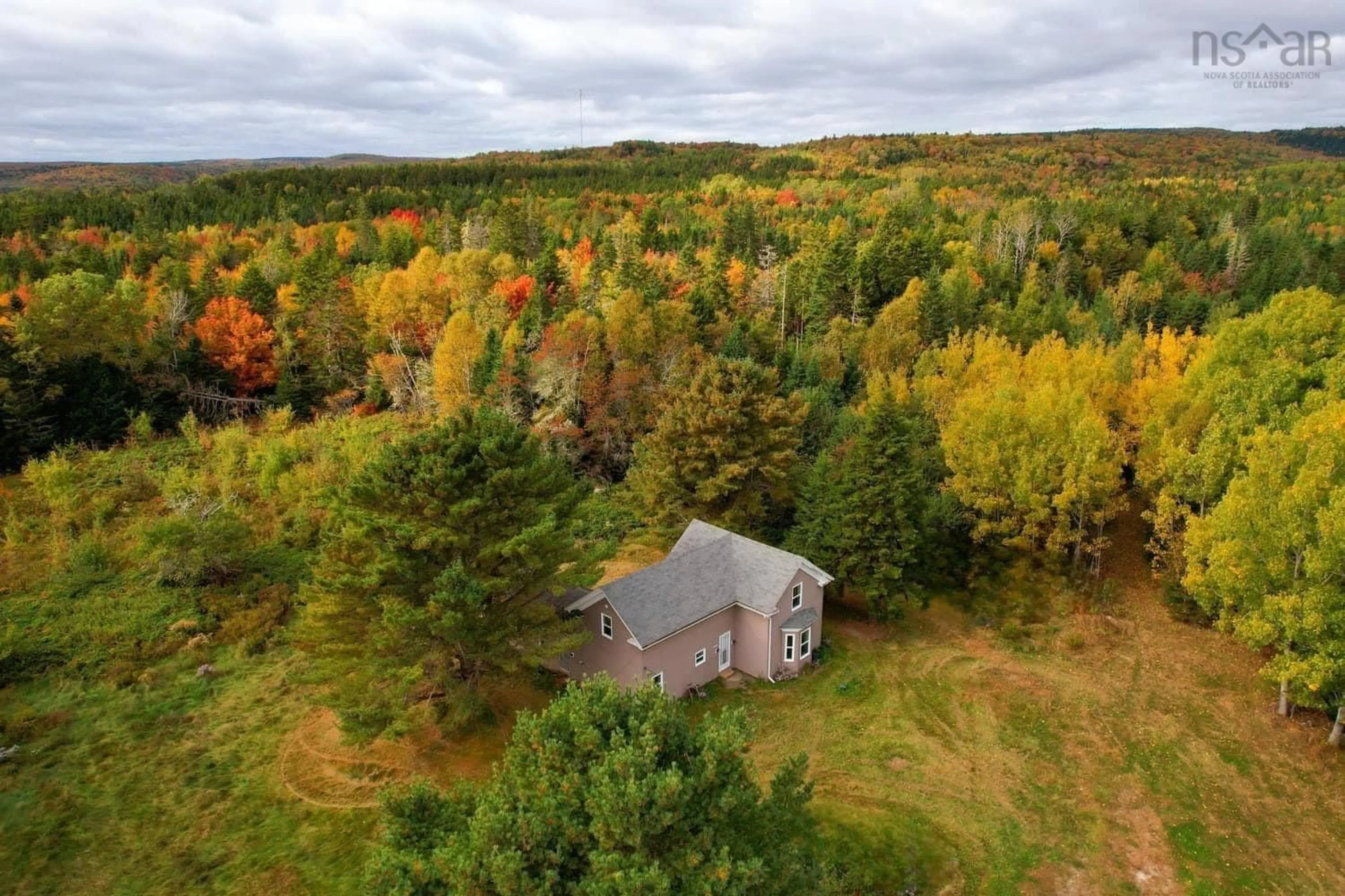 Shed for 365 Highway 2, Lower Five Islands Nova Scotia B0M 1N0