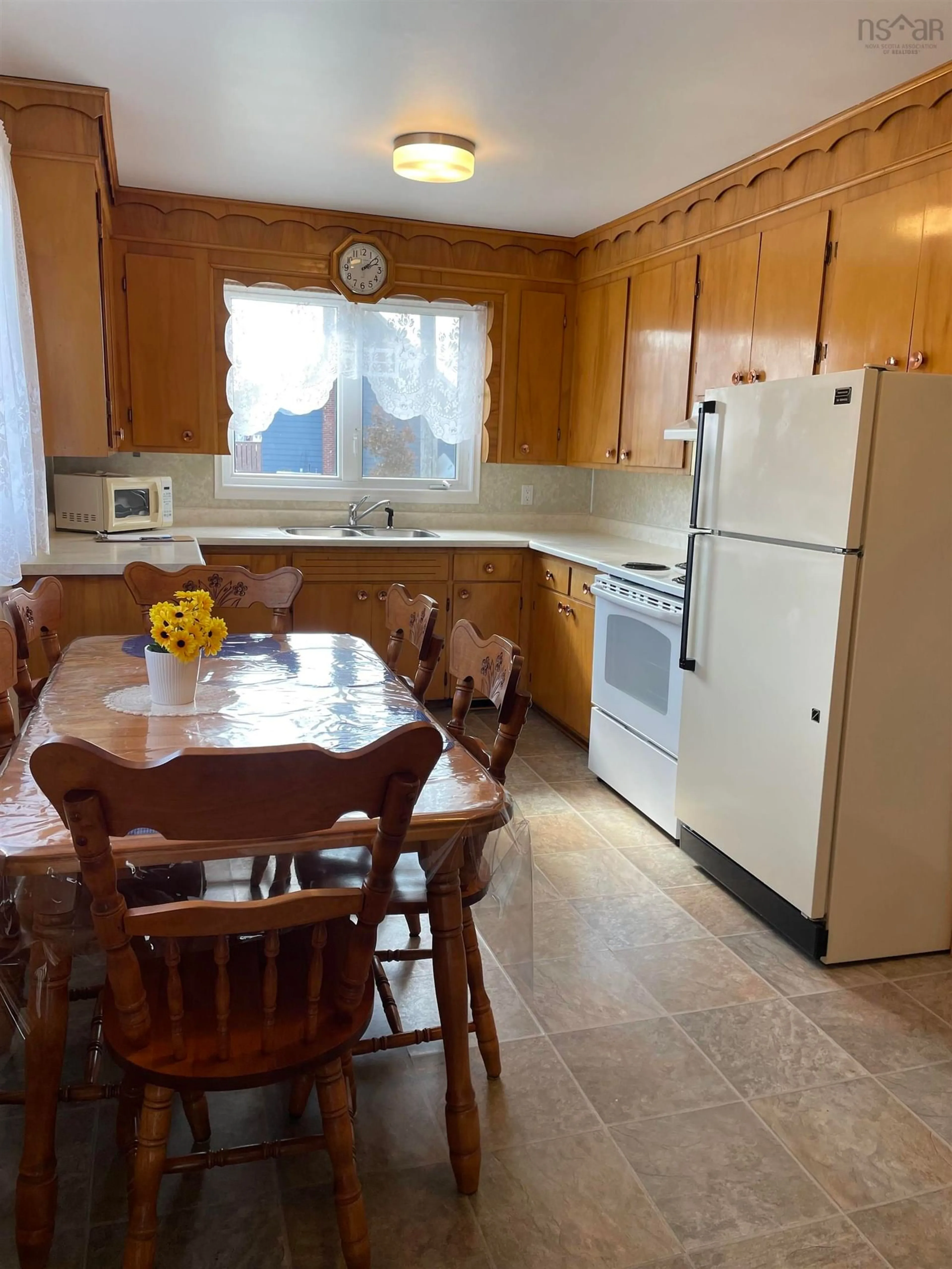 Standard kitchen, wood floors, cottage for 946 Upper Prince St, Sydney Nova Scotia B1P 5P4