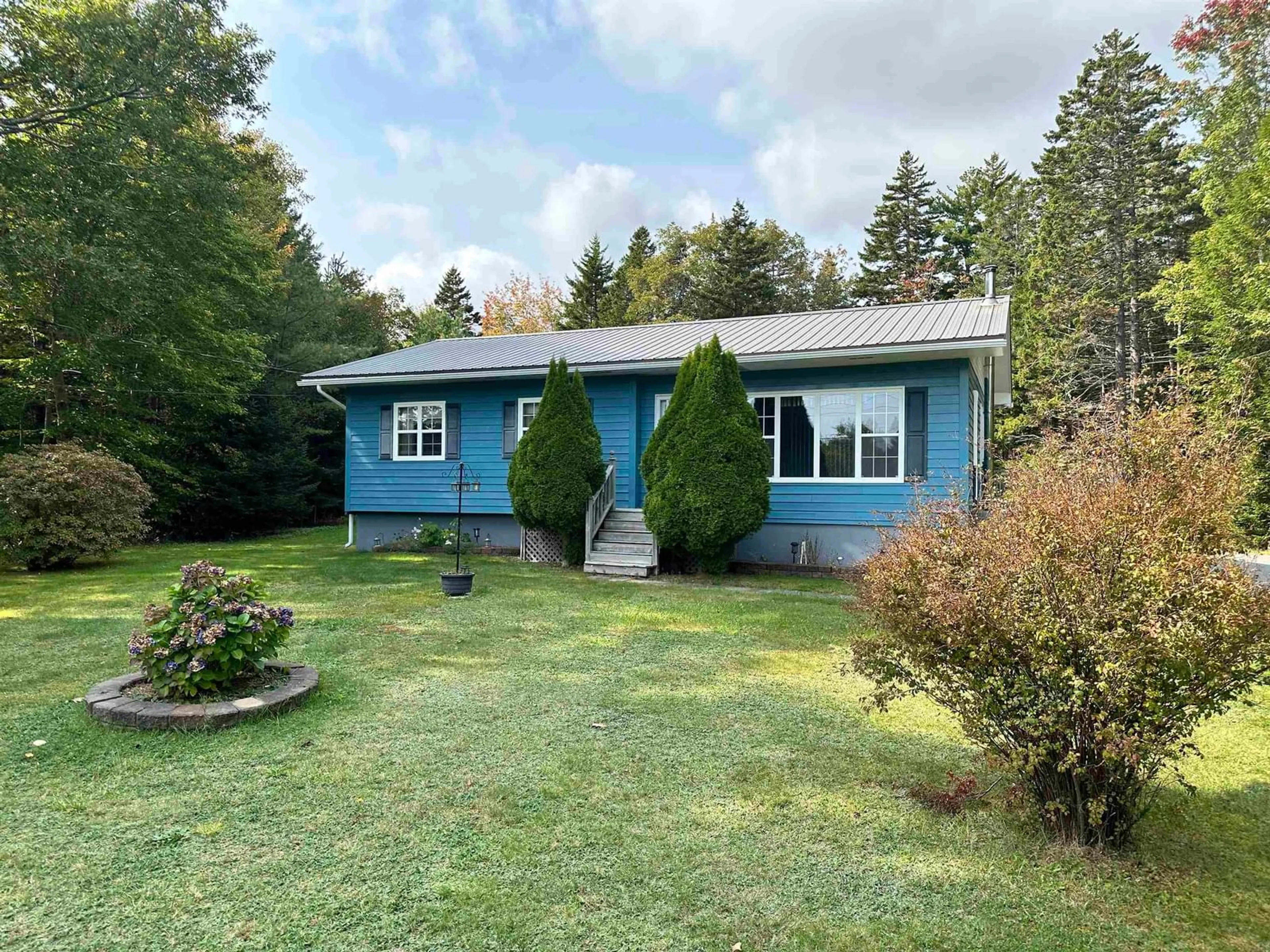 Frontside or backside of a home, cottage for 3280 Highway 3, Brooklyn Nova Scotia B0J 1H0